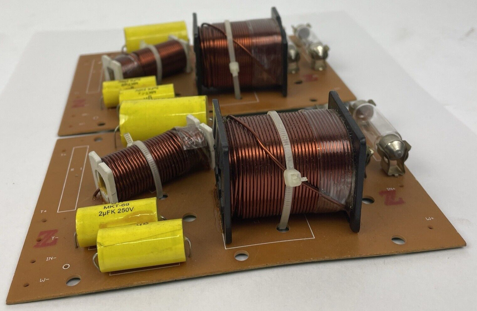 Lot of 2 x  Passive Speaker Crossover Board JZ1011-1347 with Fuses