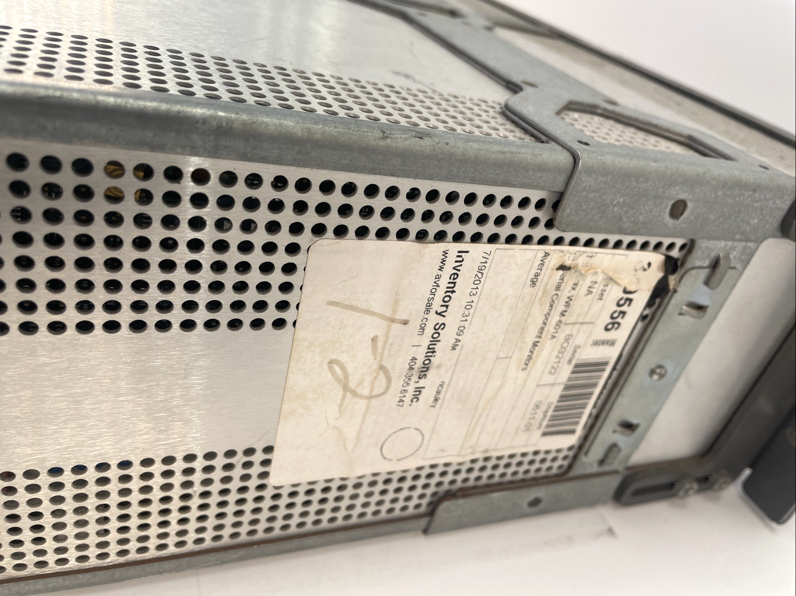 TEKTRONIX Model WFM 601A Special Component Monitor Lot of 2 W Rack Mount Case