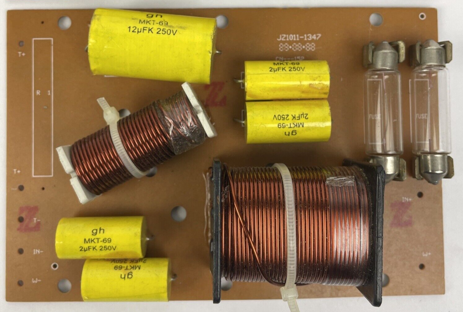 Lot of 2 x  Passive Speaker Crossover Board JZ1011-1347 with Fuses