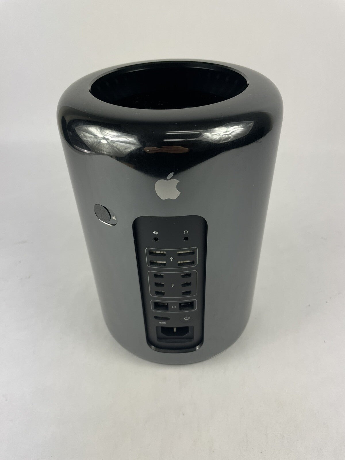 Mac Pro 3.7 Ghz Quad-core Xeon E5 64GB RAM 1 TB  SSD Late 2013