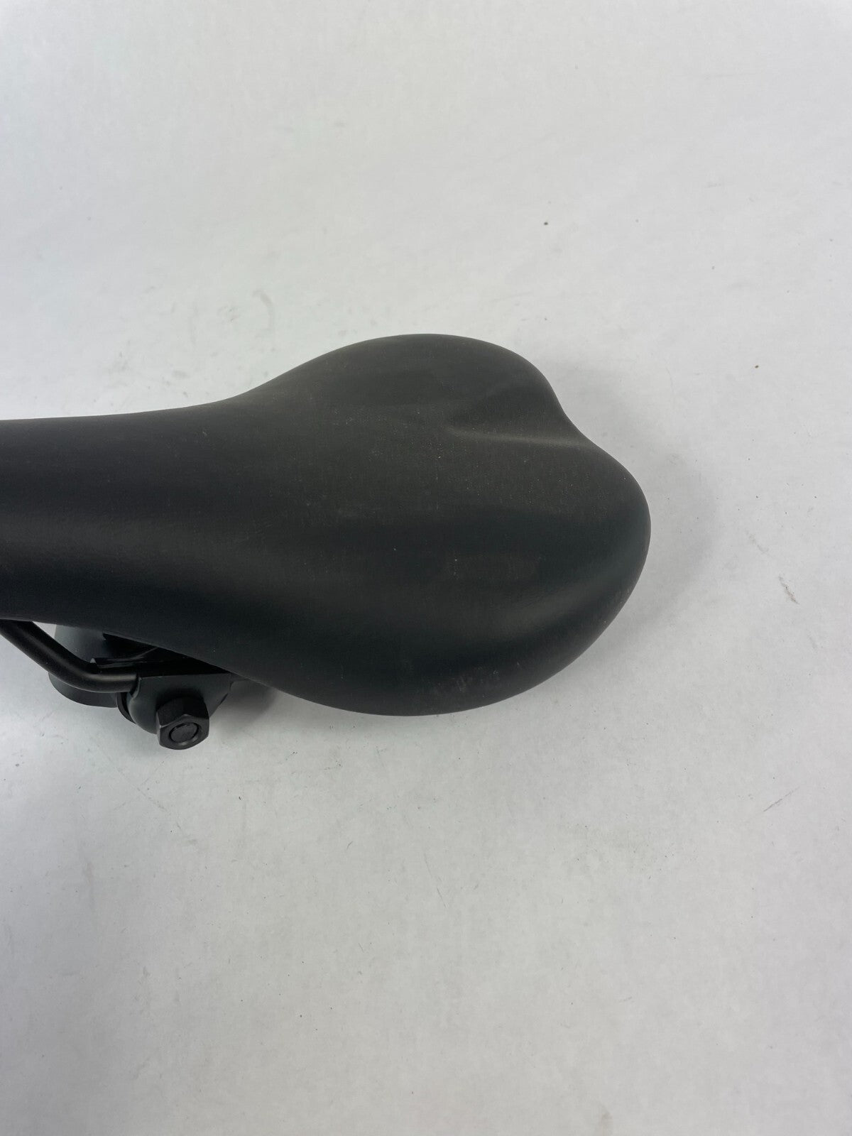 Selle Royal Avenue Athletic Cycling Super Comfortable Bike Seat Black