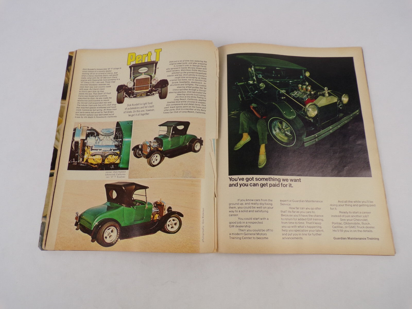April  1970 Hot Rod Magazine Building Heads-Up Chevys Revolutionary Funny Car