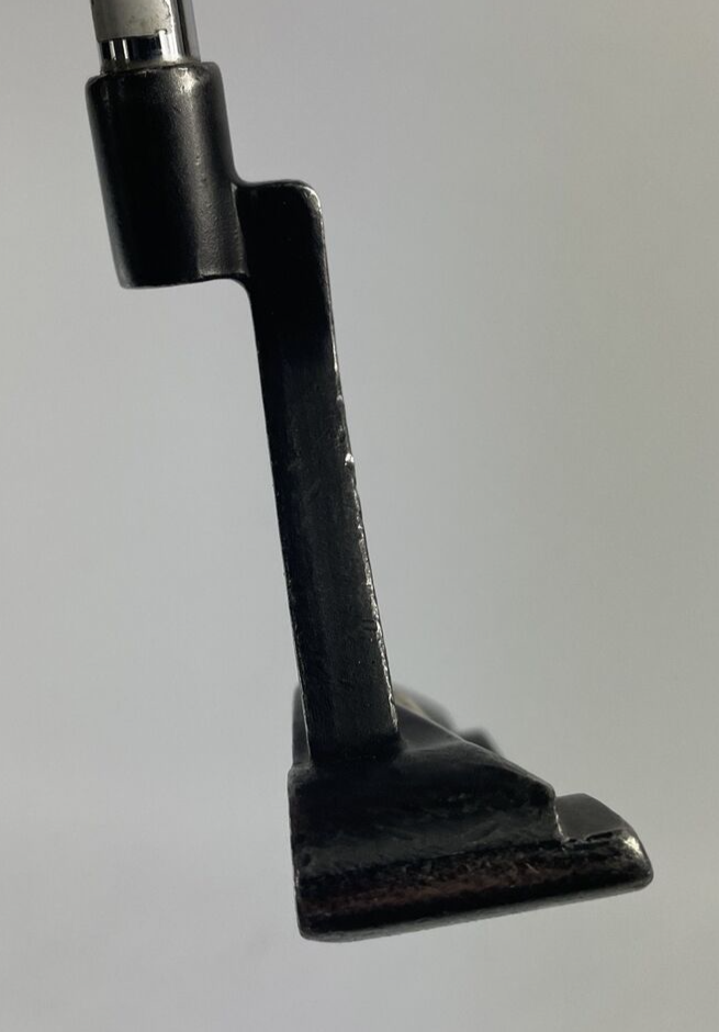 Cleveland VP1 blade putter 28 inch junior golf putter with Nike Method grip
