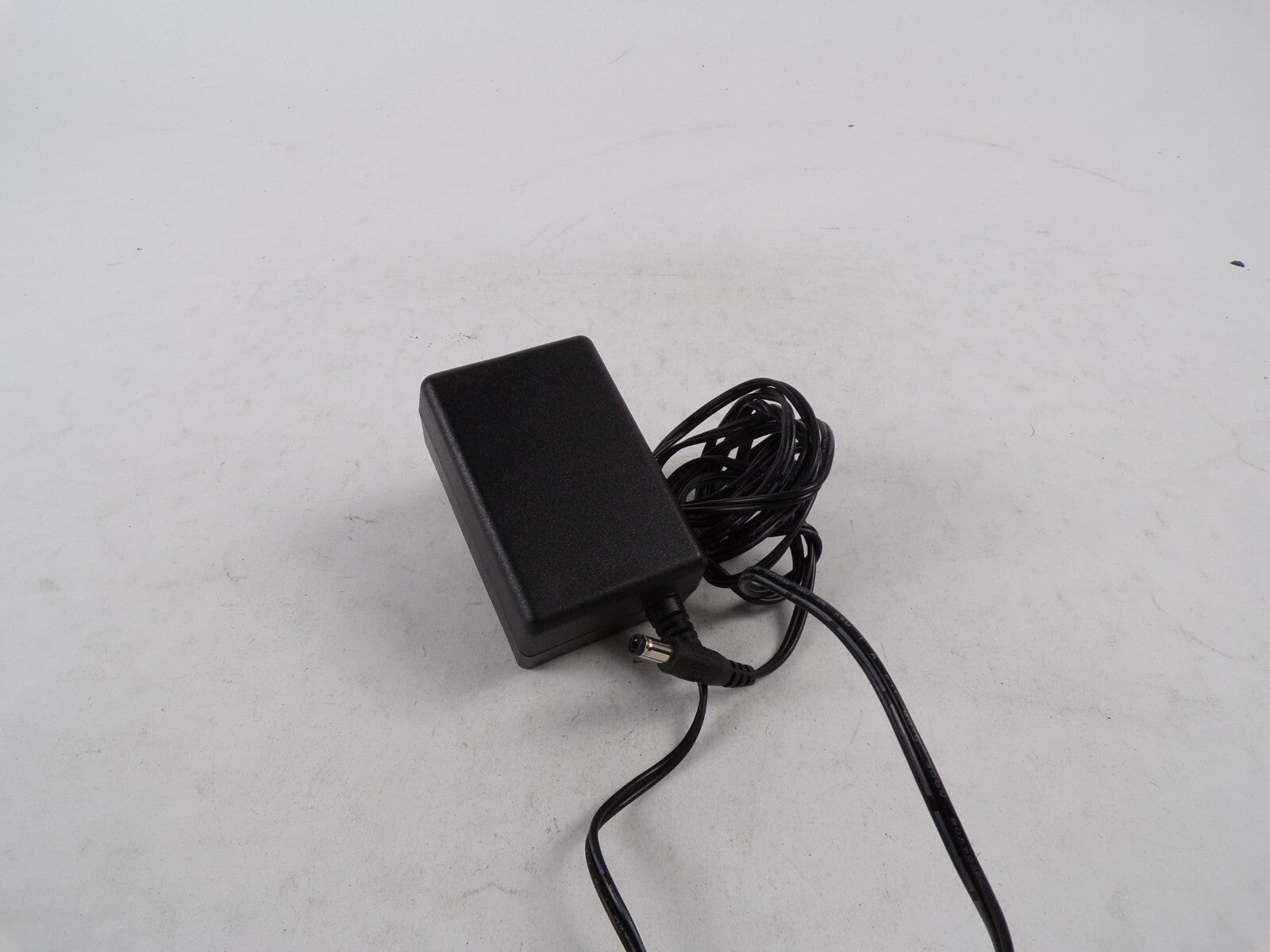 Geniune Asian Power Devices WA-24E12FU Output 12 V  2 A Power Supply Adapter A56