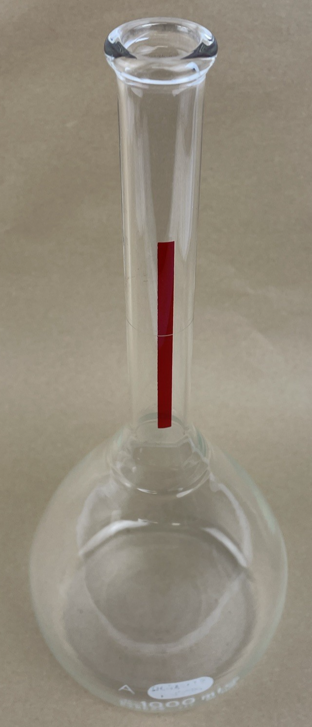 PYREX 1000 mL  No. 5600 LABORATORY GLASS Volumetric FLASK U.S.A. Made