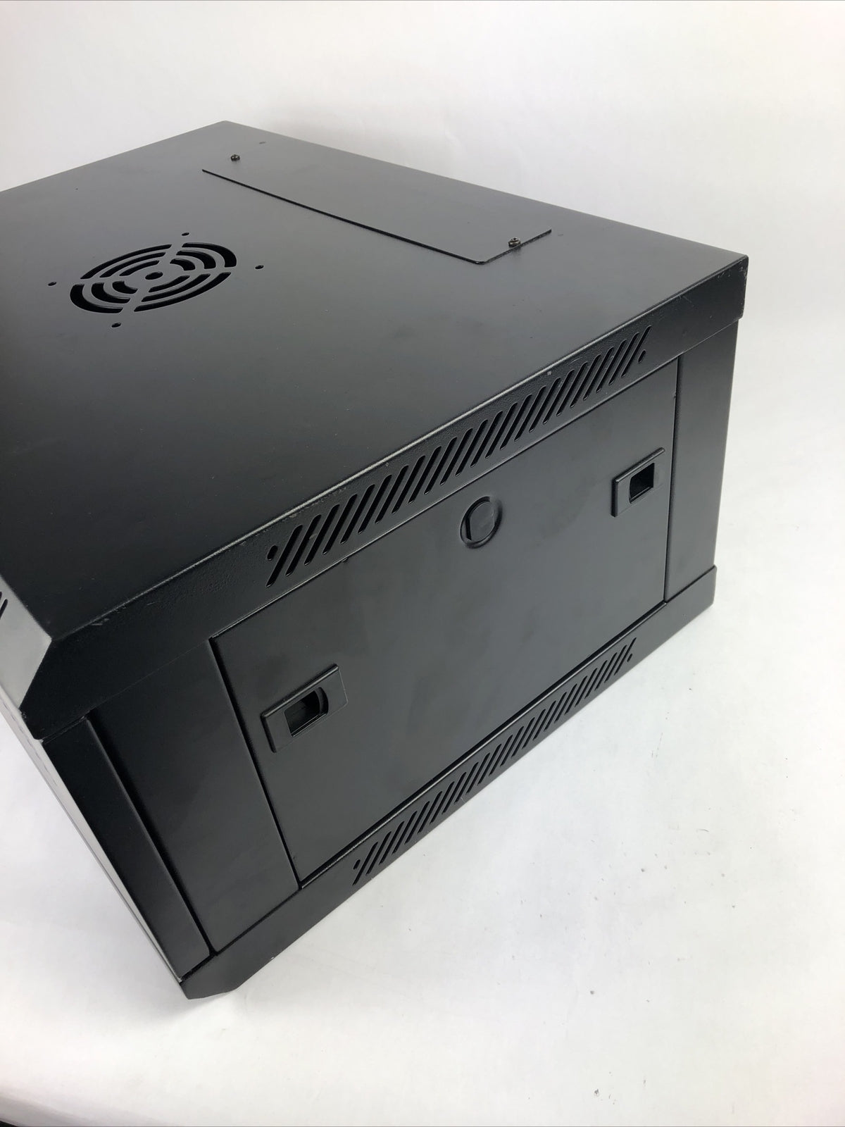 Fibretronix Wall Mount Rack Enclosure Steel Locking Storage Case 23.5"x17.5"x11"