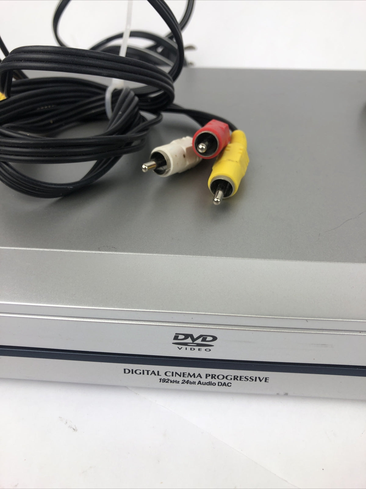 Toshiba SD-K750 DVD Video Player Model SD-K750SU2 With Cable and Remote Control