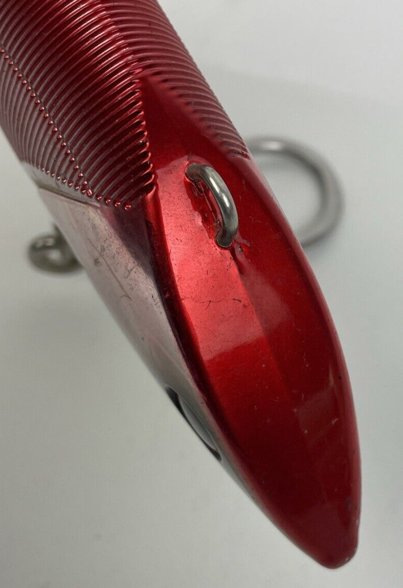 Yo-Zuri S Marau 8-inch silver and red saltwater trolling fishing lure.