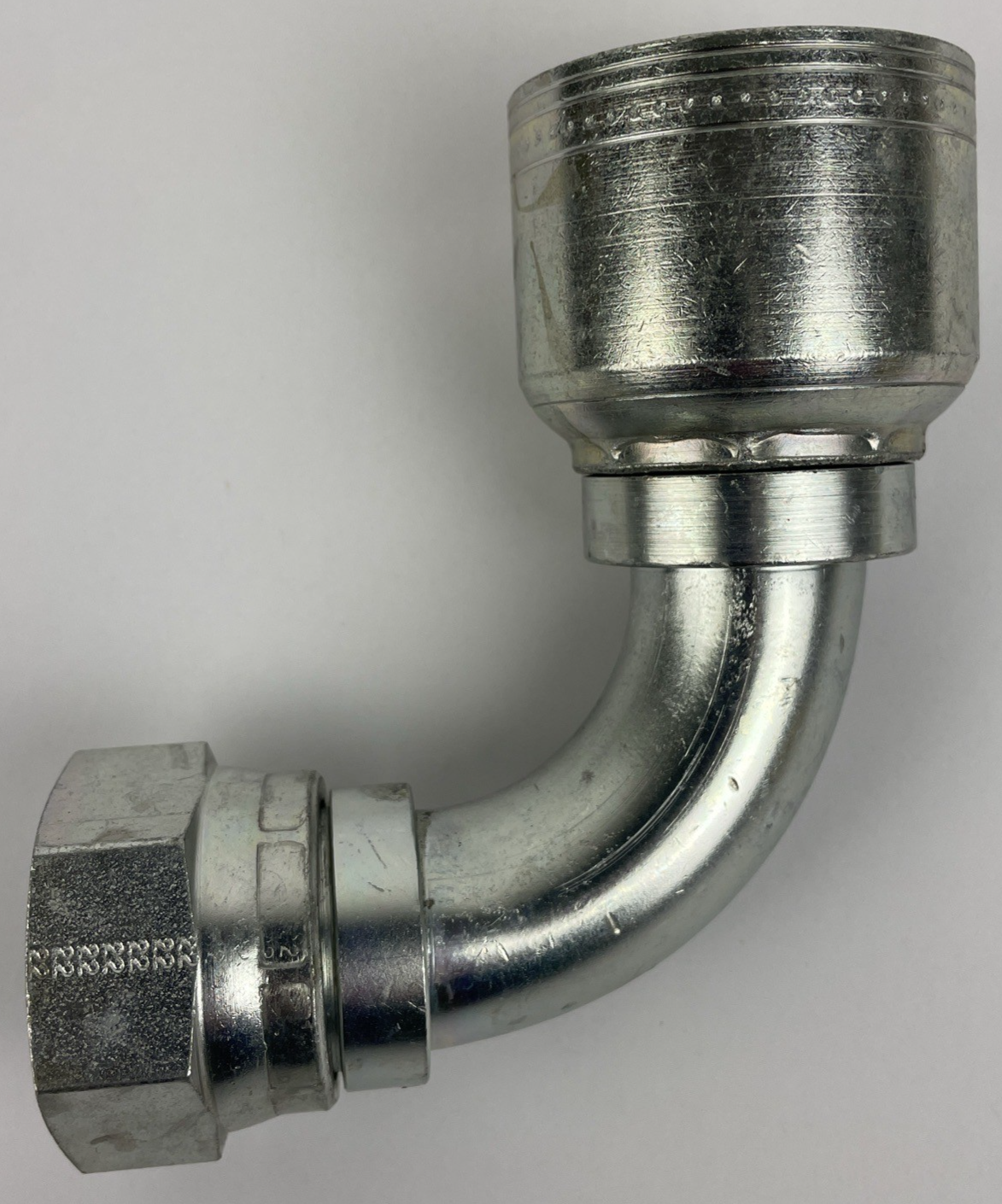 NOS OEM Eaton Aeroquip 1AA12FJB12 90 Degree Female Swivel Elbow Fitting