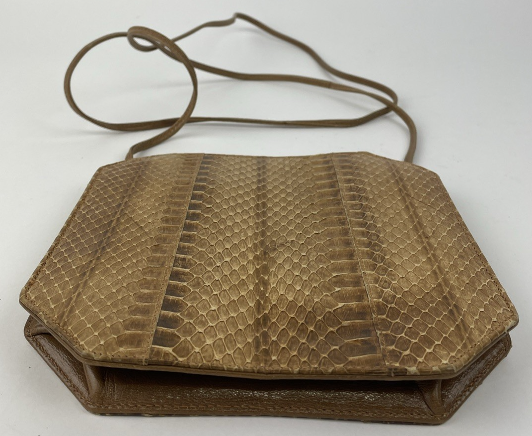 Vintage Saks Fifth Avenue Vegan Snakeskin Embossed Shoulder Bag Beige CANADA