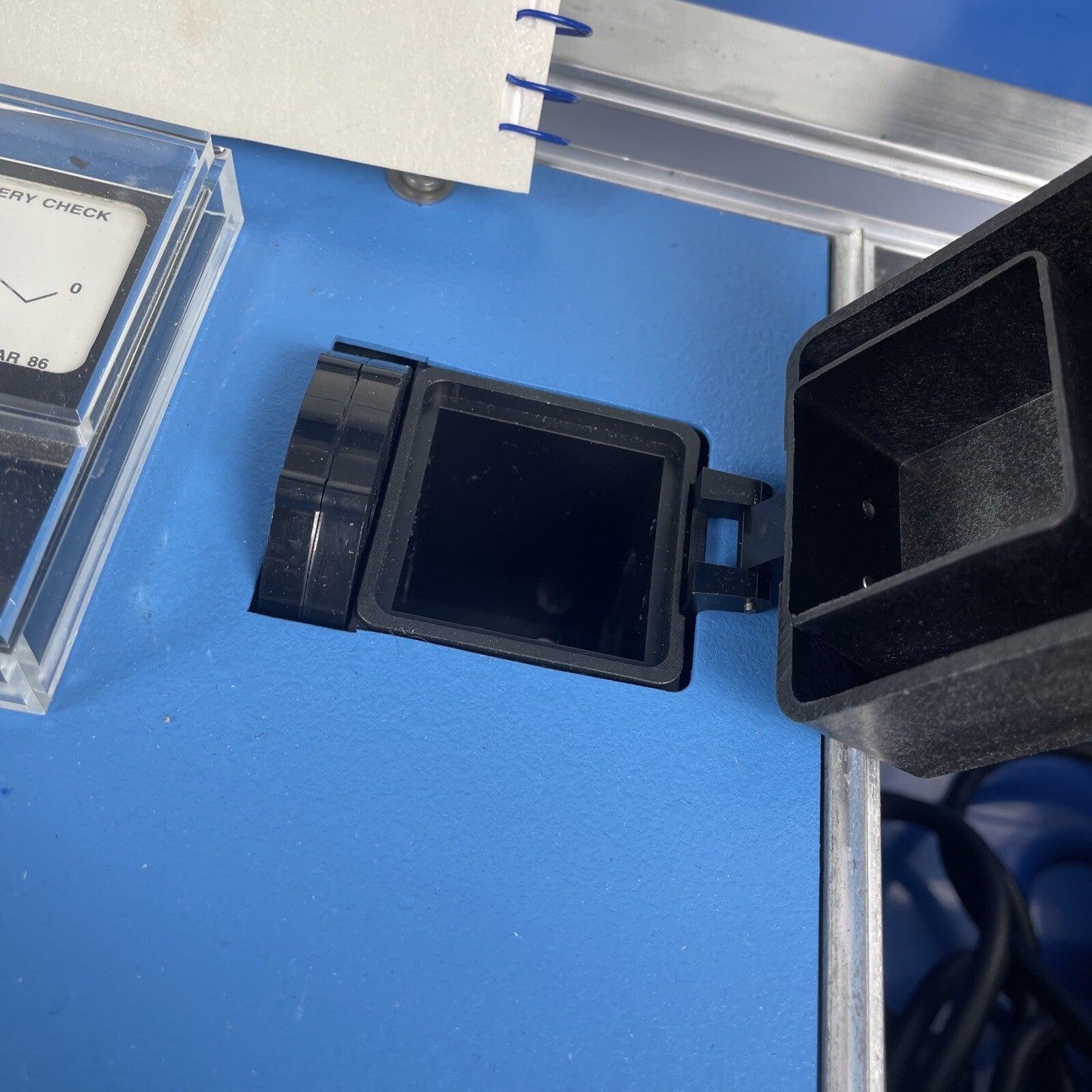 Hach DREL/1c Colorimeter 43000-00 W/ Digital Titrator, Accessories & Case - LOOK