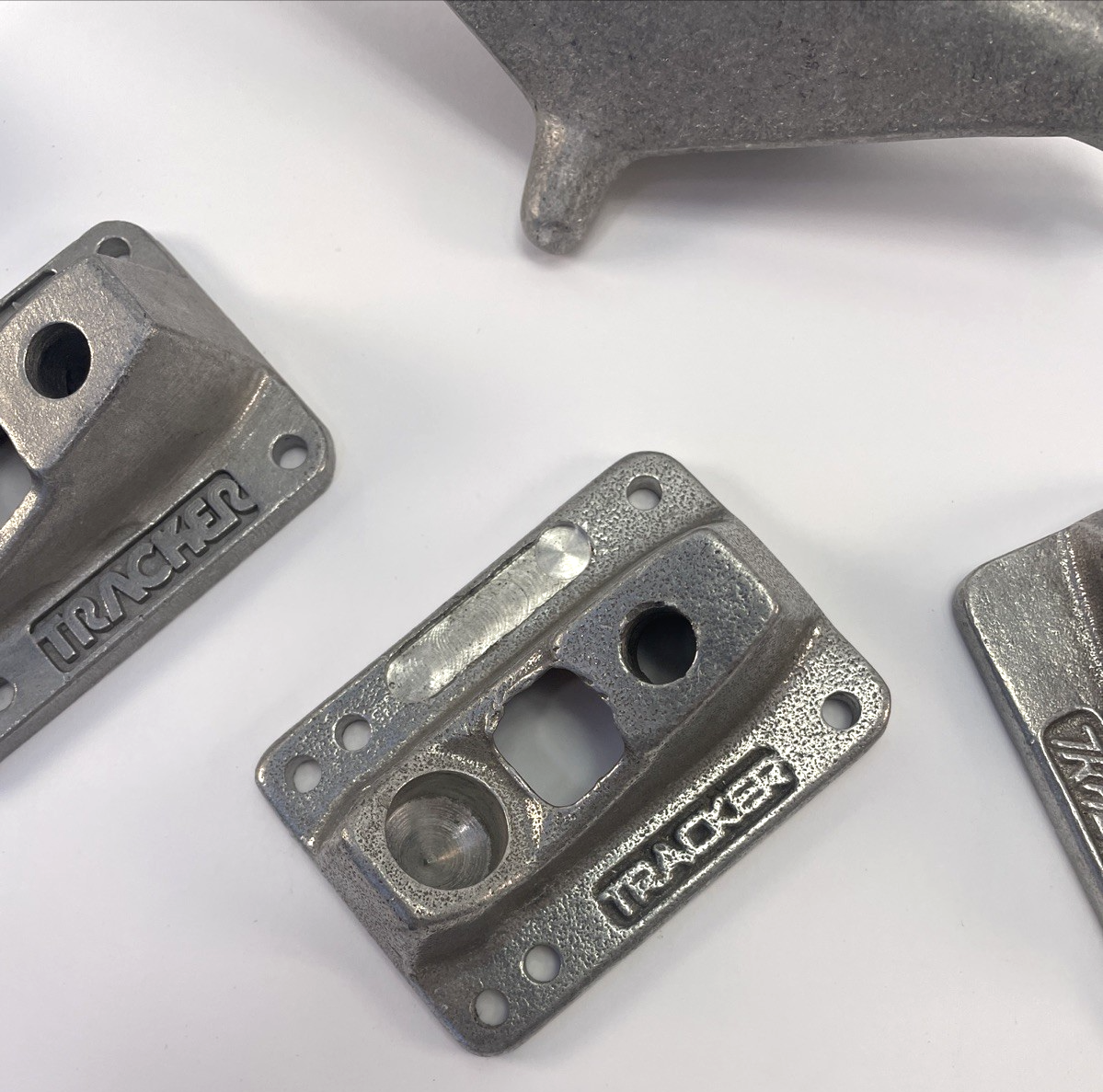Vintage Tracker Trucks Skateboard Truck Parts Dart RTS RTX Base Plates Hangers *