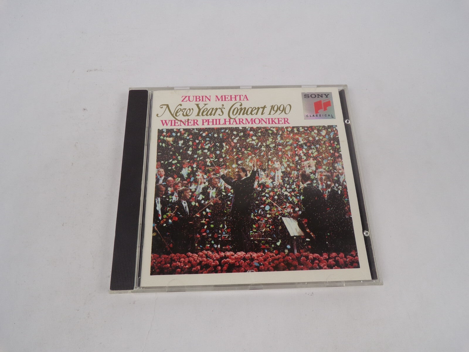 Zubin Mehta New Year's Concert 1990 Wiener Philharmoniker Entrance March CD#69