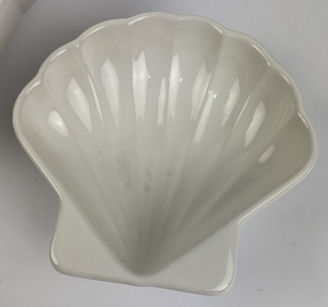Pfaltzgraff Yorktowne #243 Large SHELL SERVER Food Bowl w 2 x #242 Shell Bowls