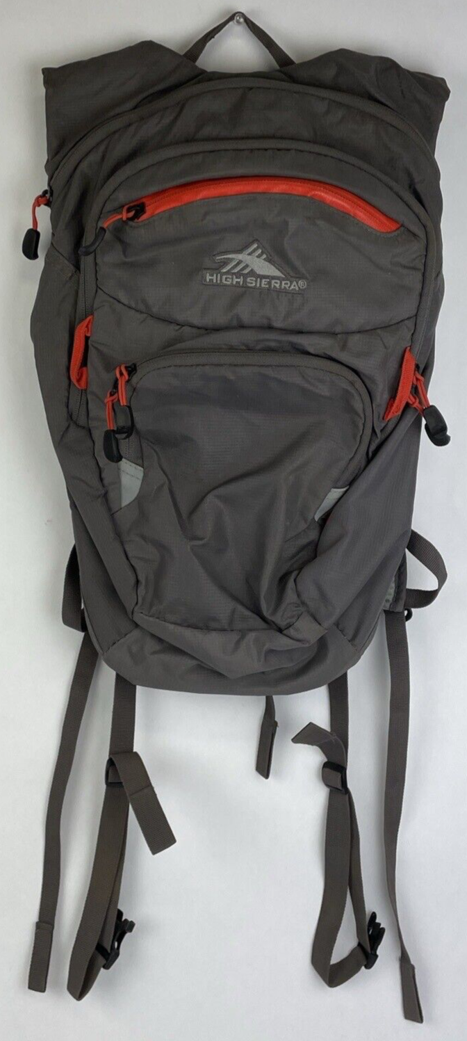 High Sierra Hydration Backpack Gray Visalia 9 Adjustable Straps Mesh Back Hiking