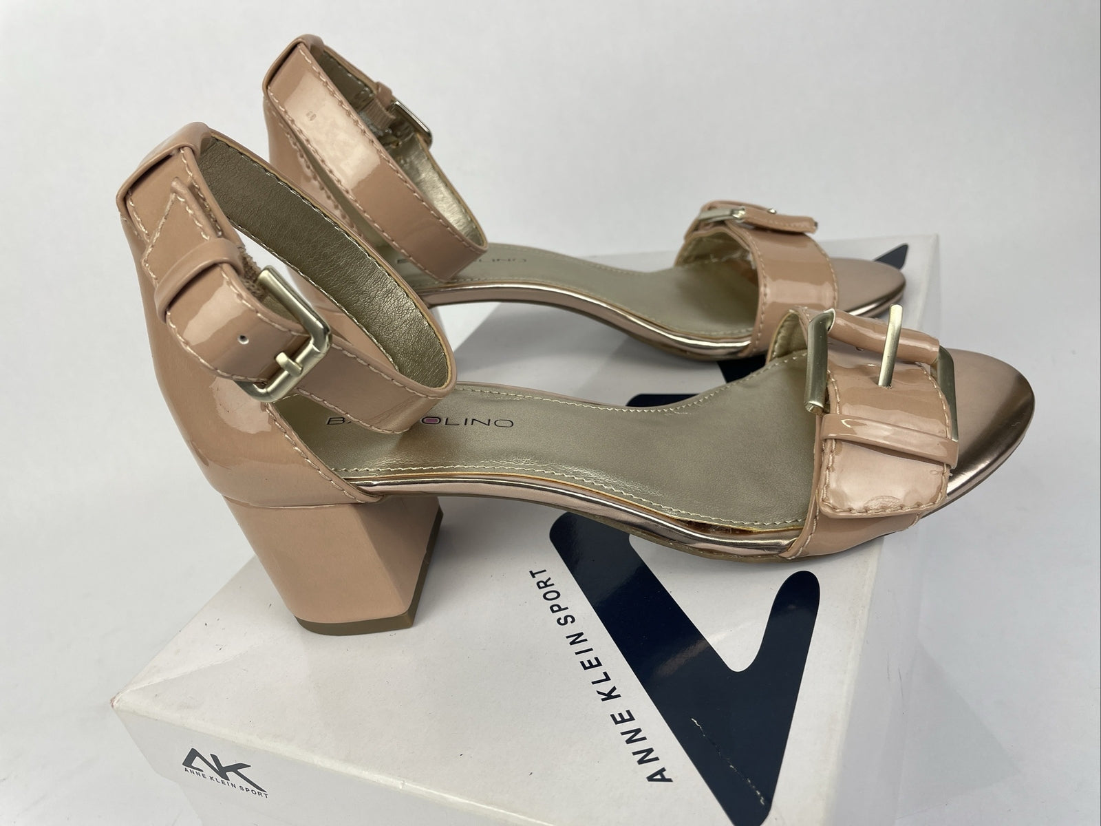 Anne Klein Sport  Bandolino Patent Pink Cream Heel Pump Open Toe Size 6M - NEW