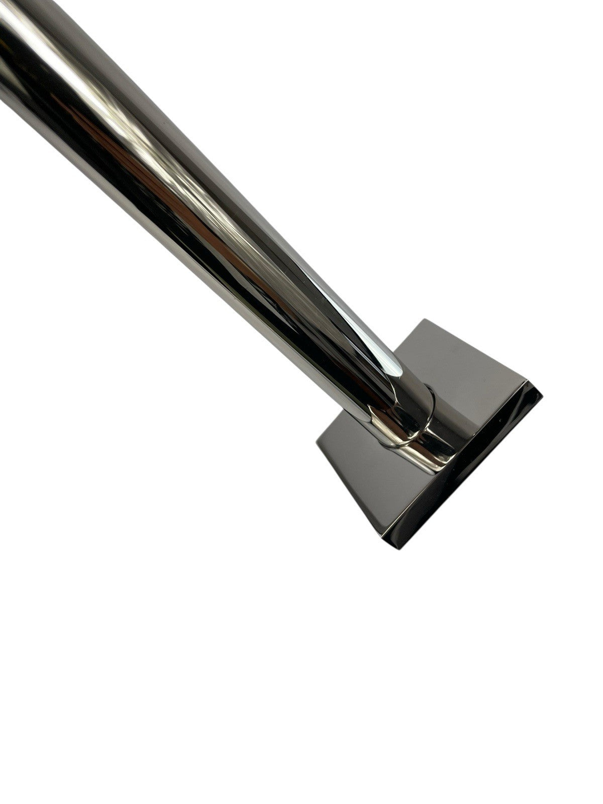 Dornbracht MEM 8" Wall Mounted Showerhead Platinum Finish (Demo Model)