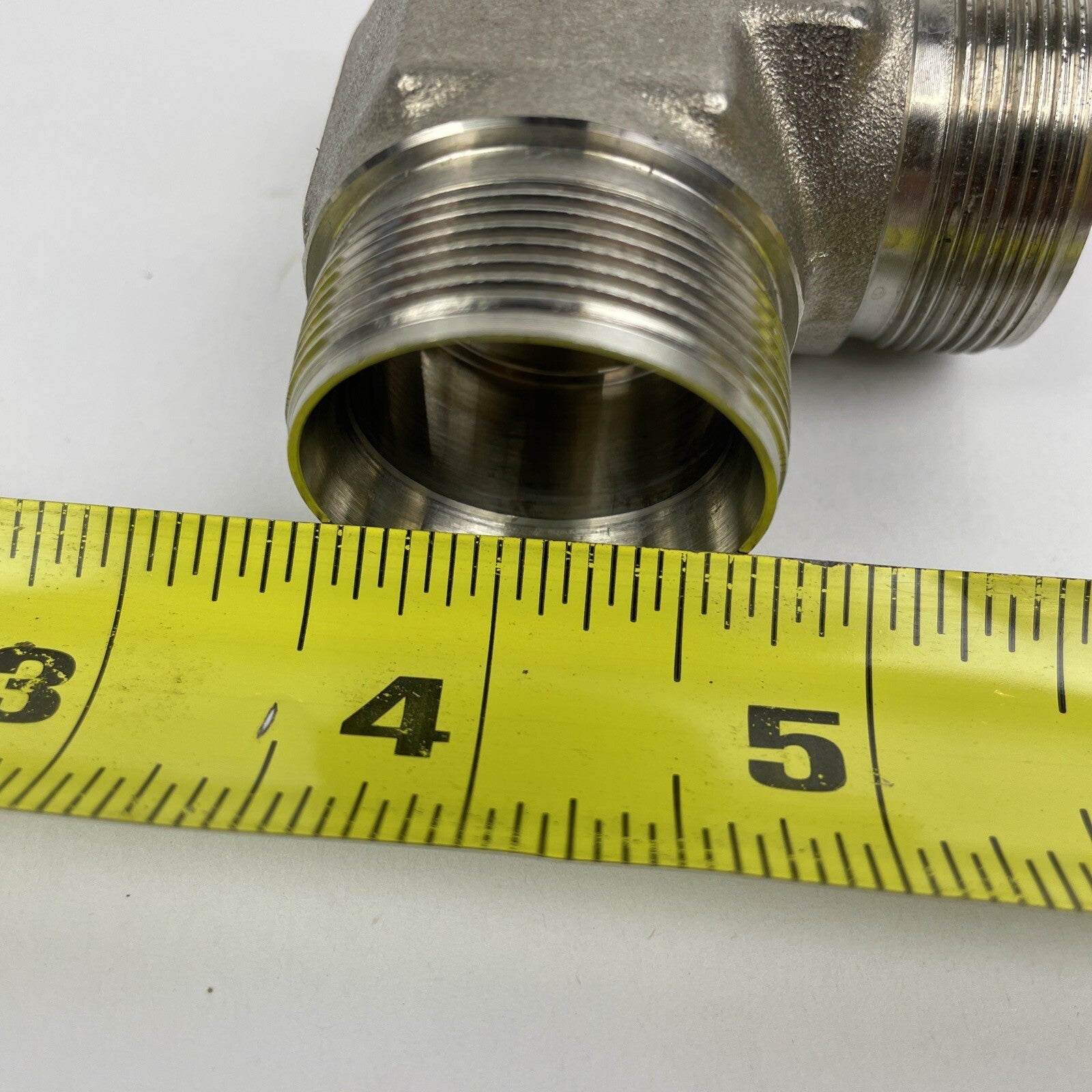 OEM Swagelok 316 UMN 1.25" 90 Degree Elbow Male - LOOK