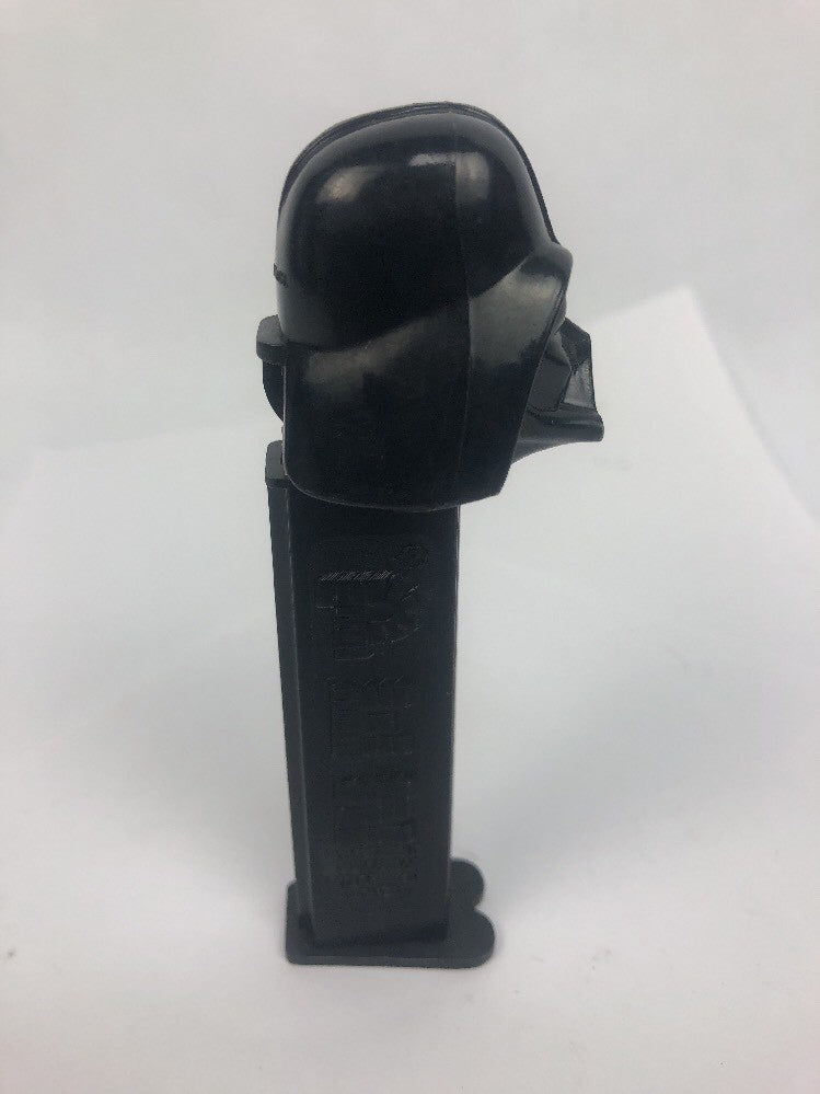 Vintage 1997 STAR WARS Lucasfilm DARTH VADER Pez Figure Candy Dispenser Slovenia