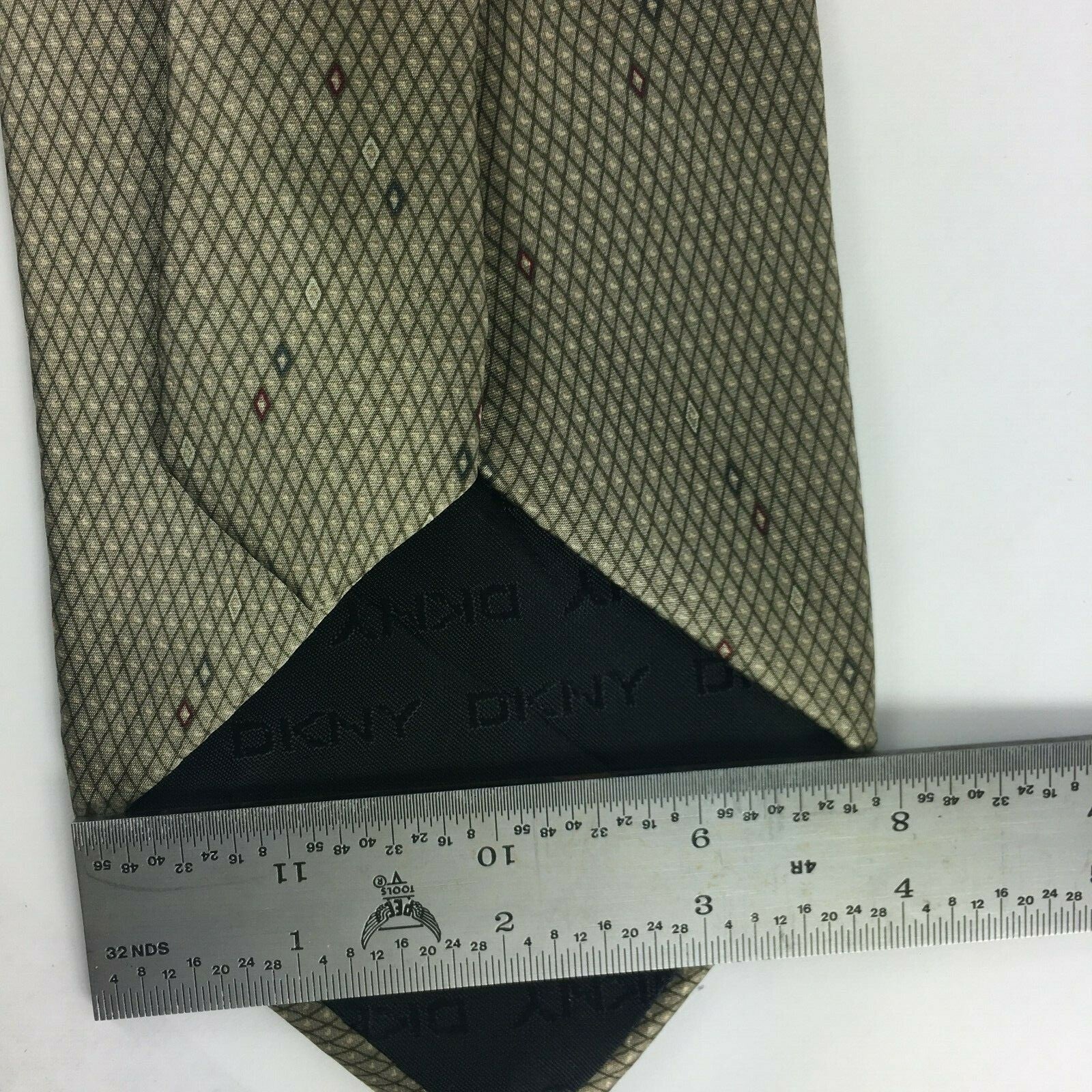Genuine Dkny Imported Fabric Handmade Stylish Formal/Casual Tie Multi Coloured