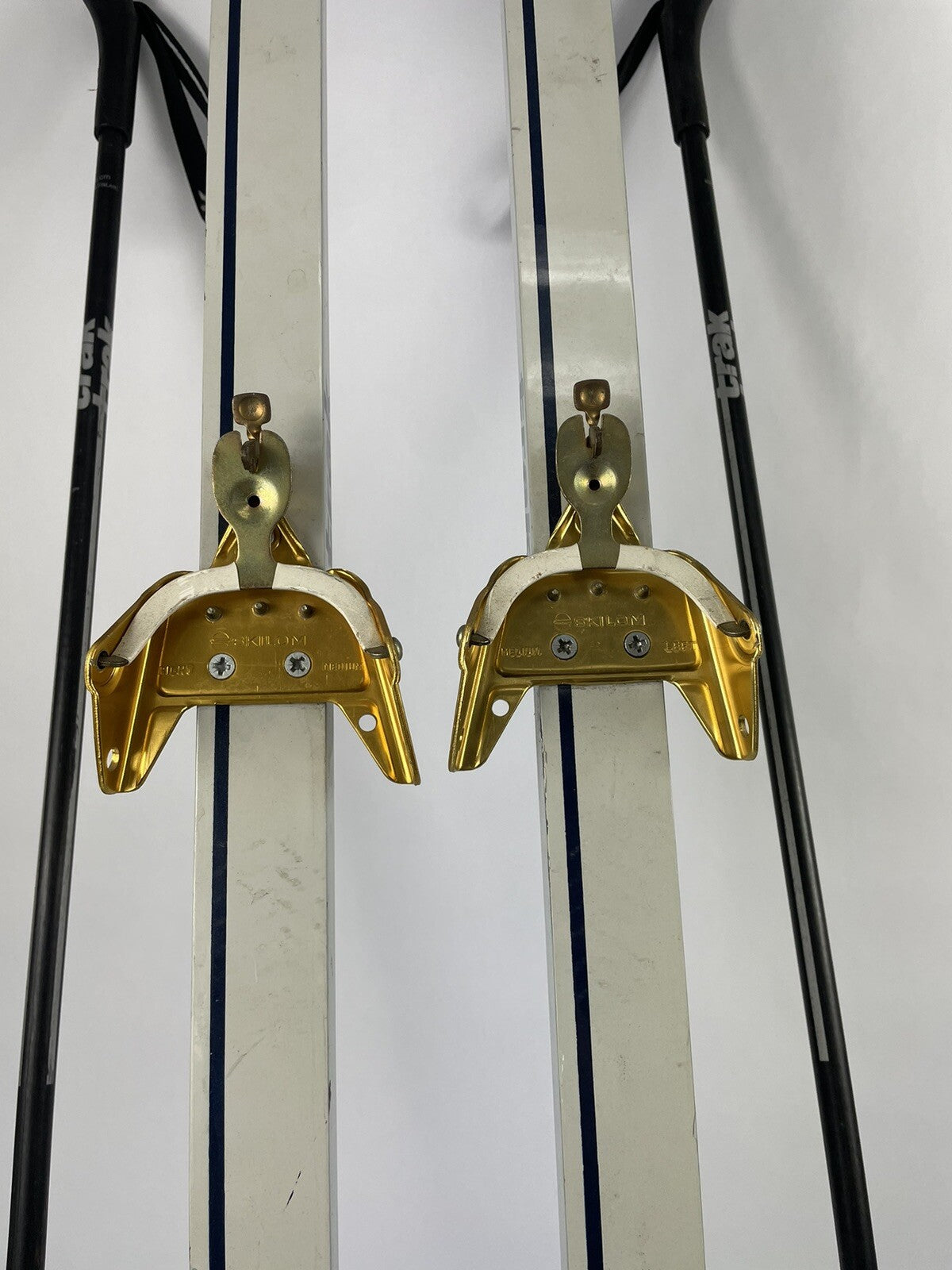Trak Marathon Nowax cross country Ski 210cm + SKILOM MEDIUM BINDING + Trak poles