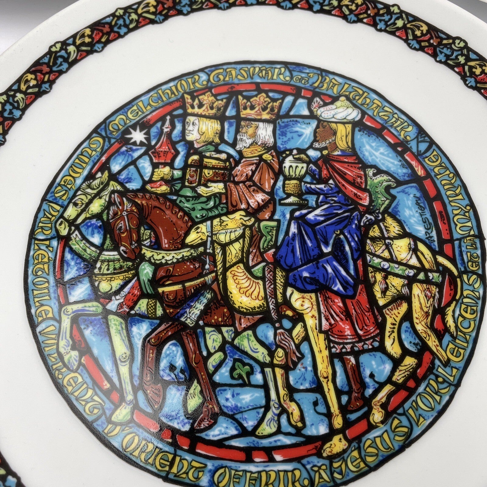 Set of 3 x Vintage D'arceau Limoges Noel Vitrail Christmas Plates Wall Hanging