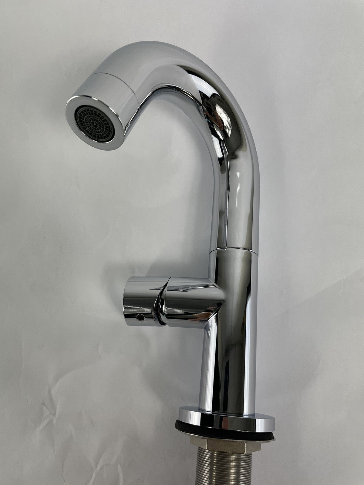 Polished Chrome Single Control Bathroom Faucet Horus Knick Collection