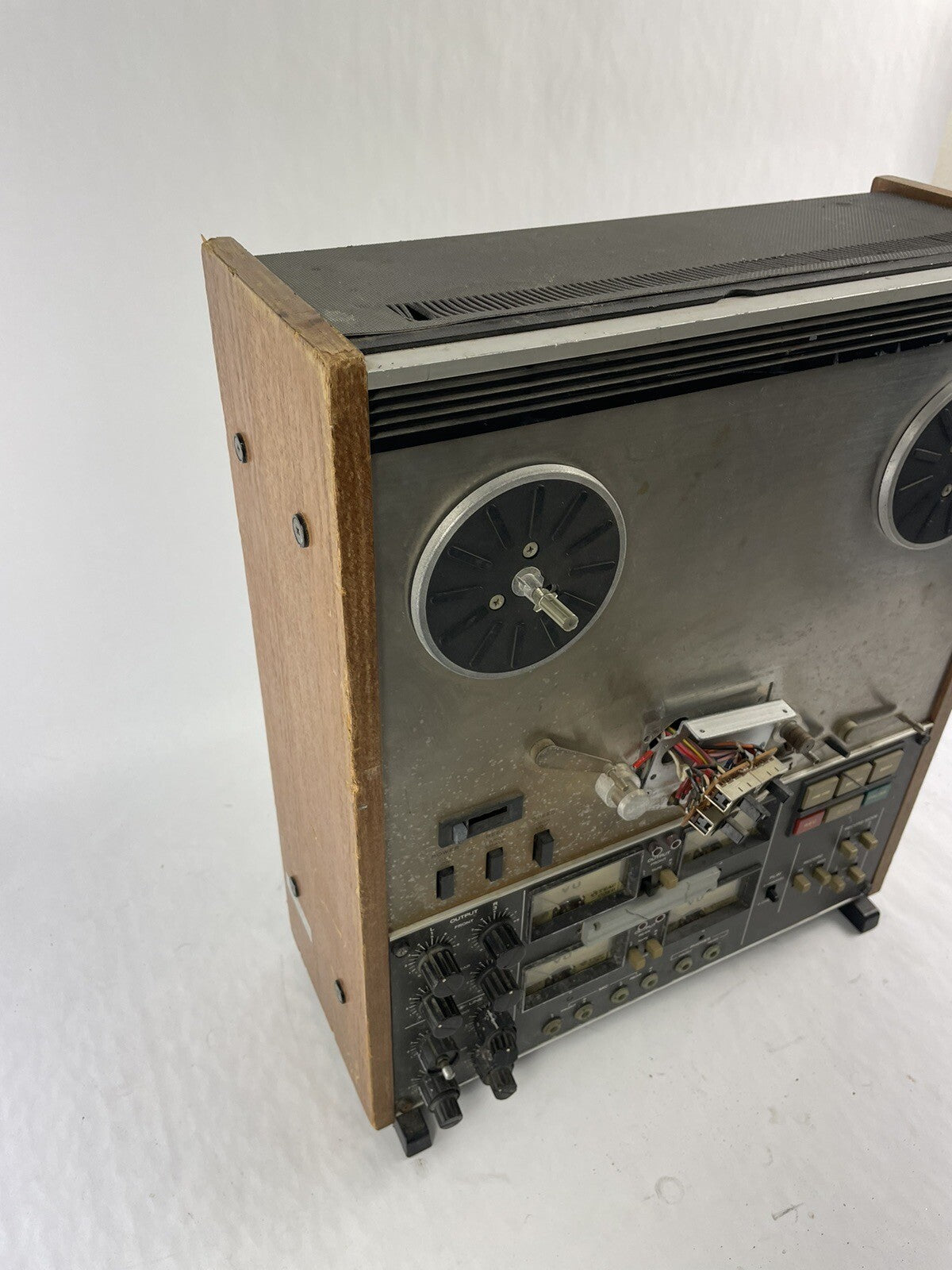 Power Tested Teac A-3340S 4-Channel Simul-Sync Reel to Reel Deck AS-IS