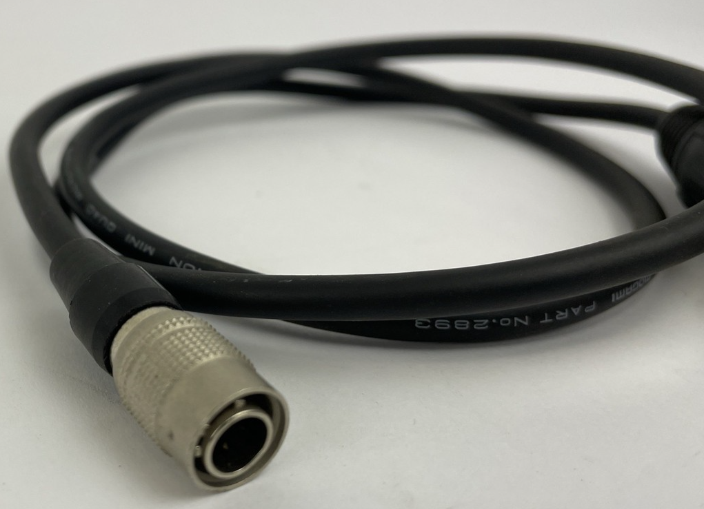 4 Pin HR5 Microphone Connection to Neutrik XLR NC*FX 3 Pin Female Connection