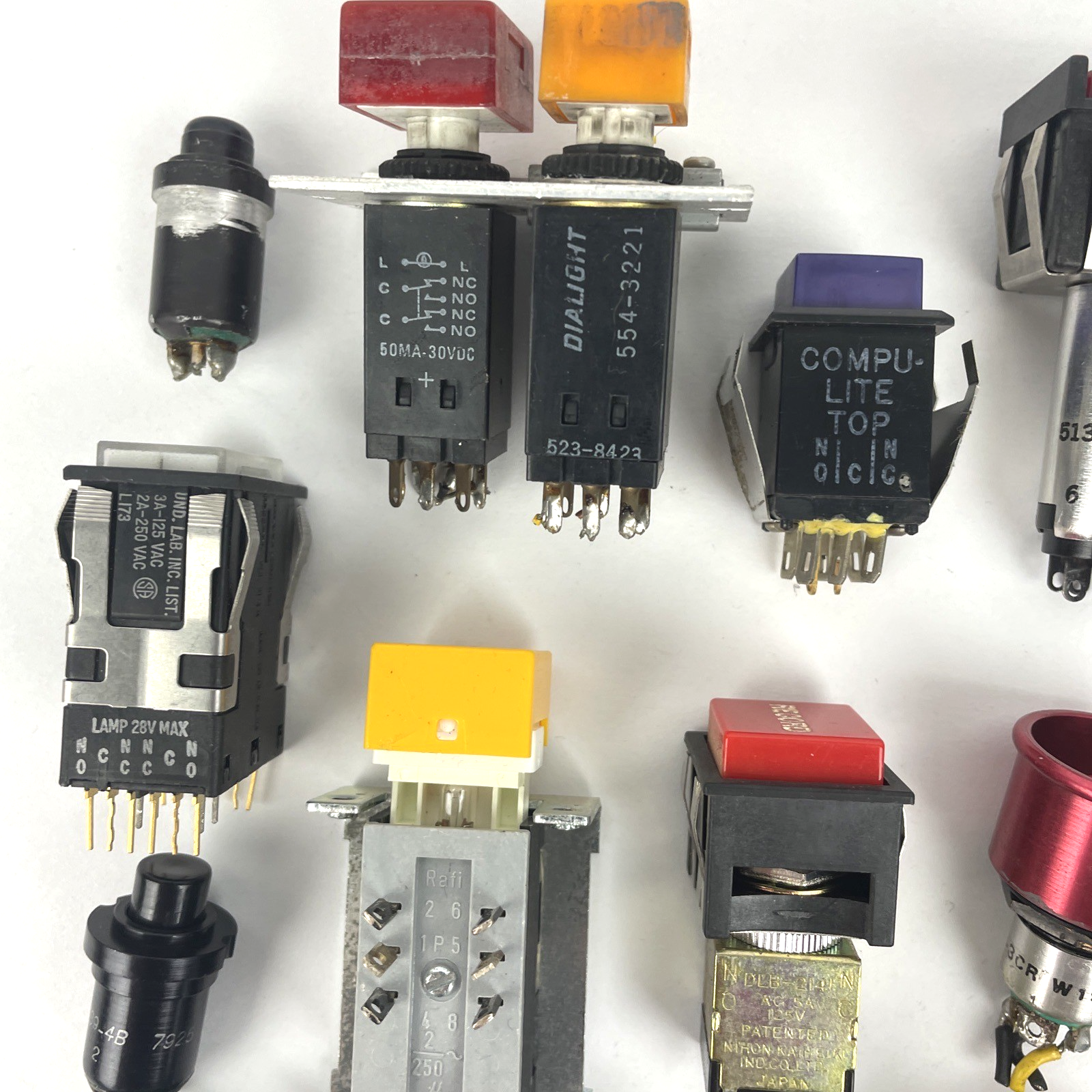 Lot of Assorted Dialco Dialight UND. LAB Illuminated Push Button Switch - LOOK