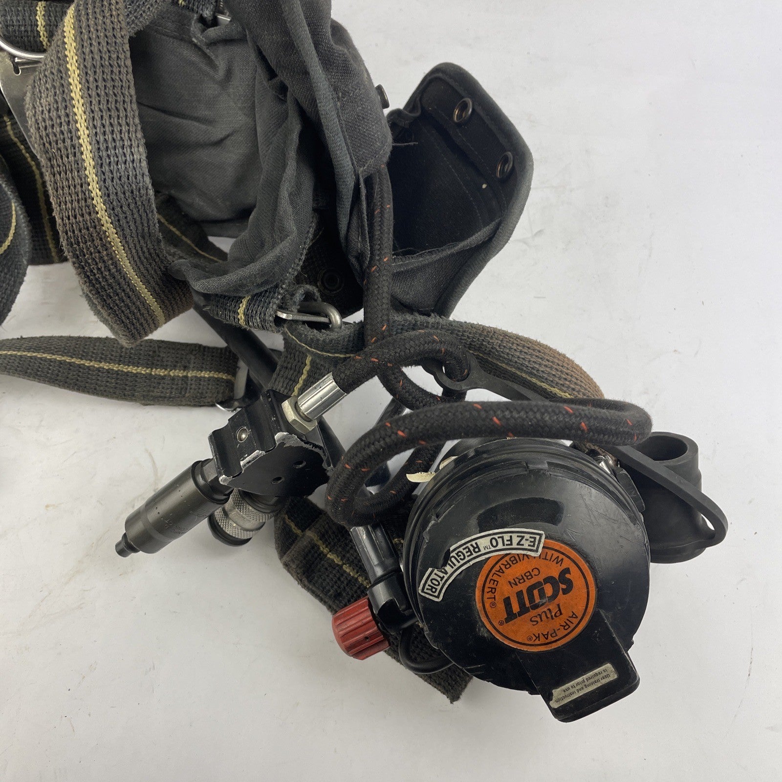 SCOTT SAFETY 4.5 4500 SCBA Air Pack Harness EZ-Flow Air Pak Plus with Sensor Q