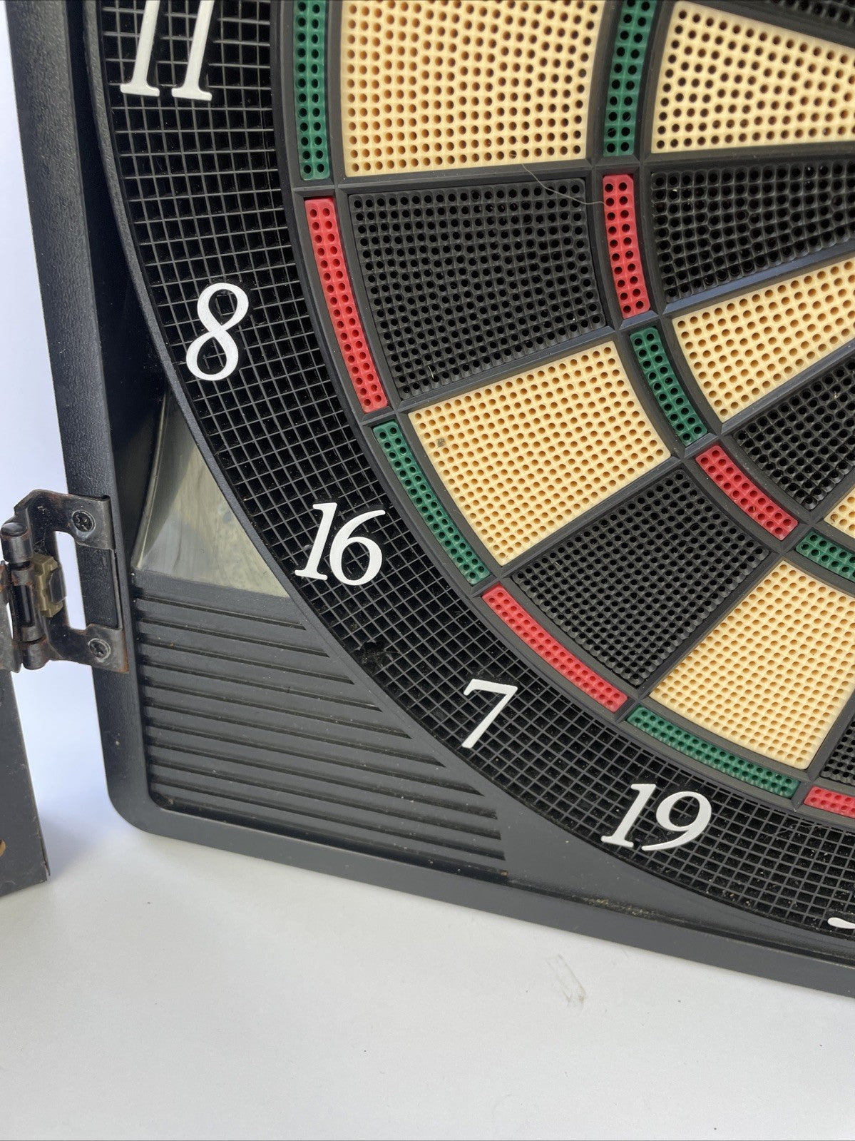 Arachnid Cricket Maxx 4.0 Electronic Dartboard Scoreboard CMX4000-0725-JW 2025