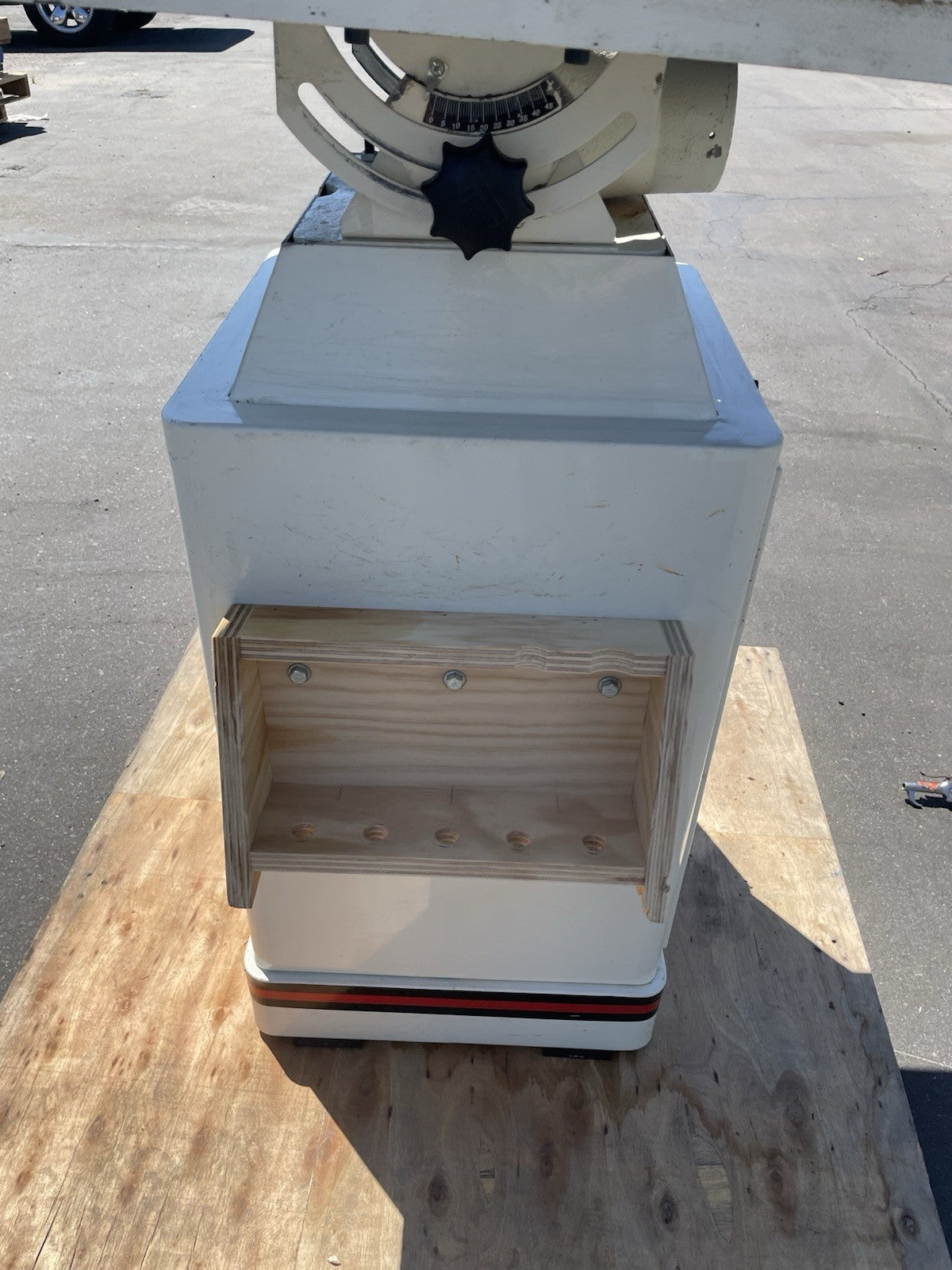 Jet JOVS-10 Floorstanding Oscillating Spindle Sander JOVS-10 1HP
