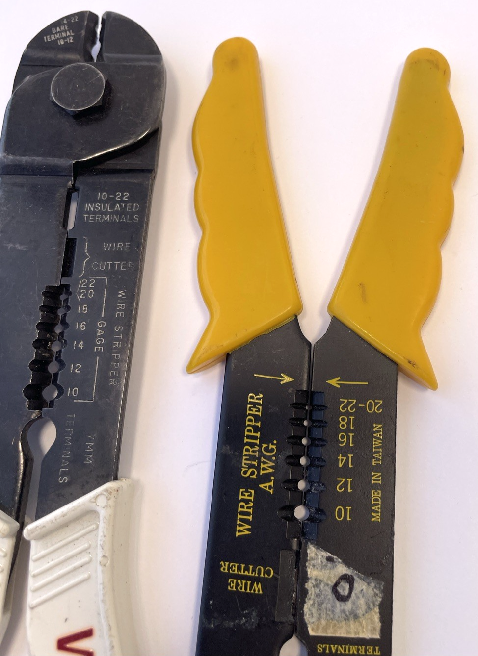 Lot Of 2 x Wire Strippers / Cutters A.W.G. Whitaker U.S.A. * Very Sharp
