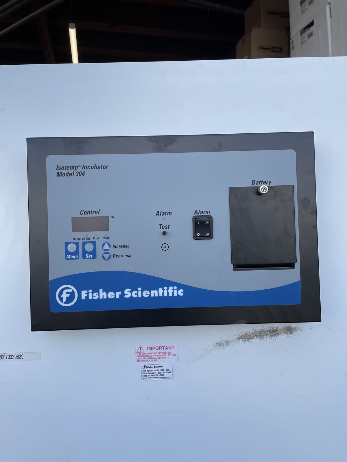 Fisher Scientific Isotemp Refrigerated Incubator Model 304 15 Amps 115 Volts VGC