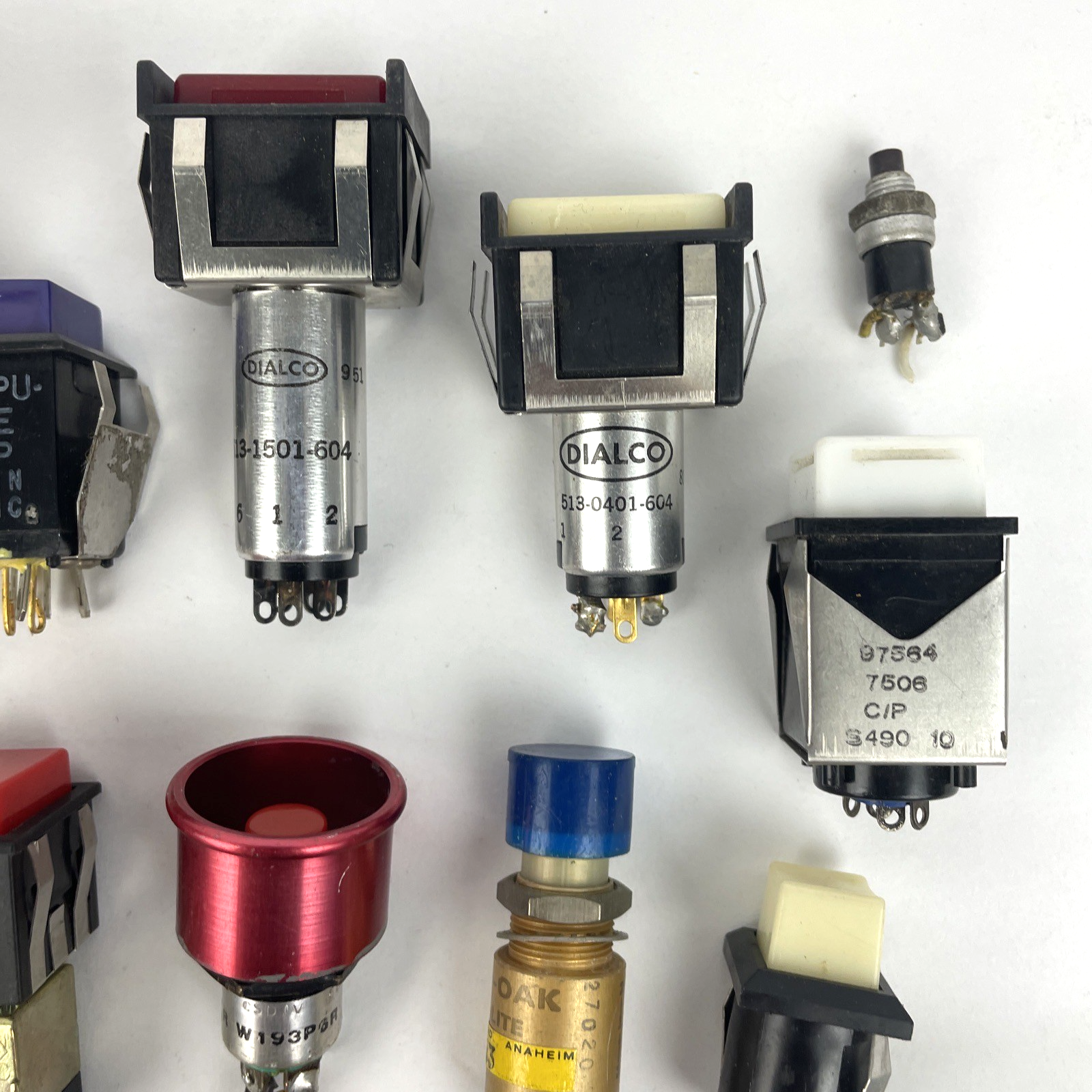 Lot of Assorted Dialco Dialight UND. LAB Illuminated Push Button Switch - LOOK