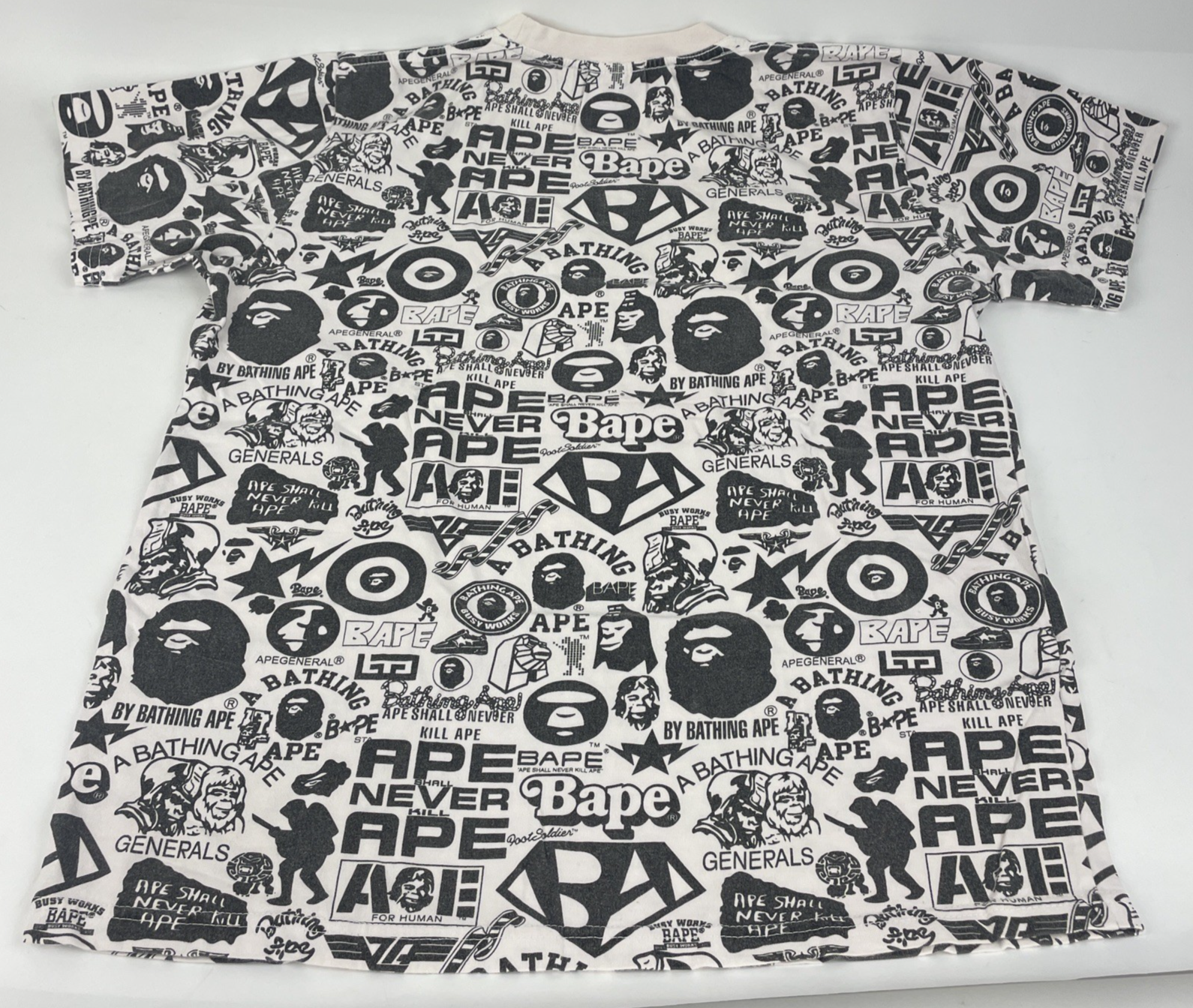 A Bathing Ape BAPE Men's All Over Graphic Logo Crew Neck Short Sleeve T-Shirt L