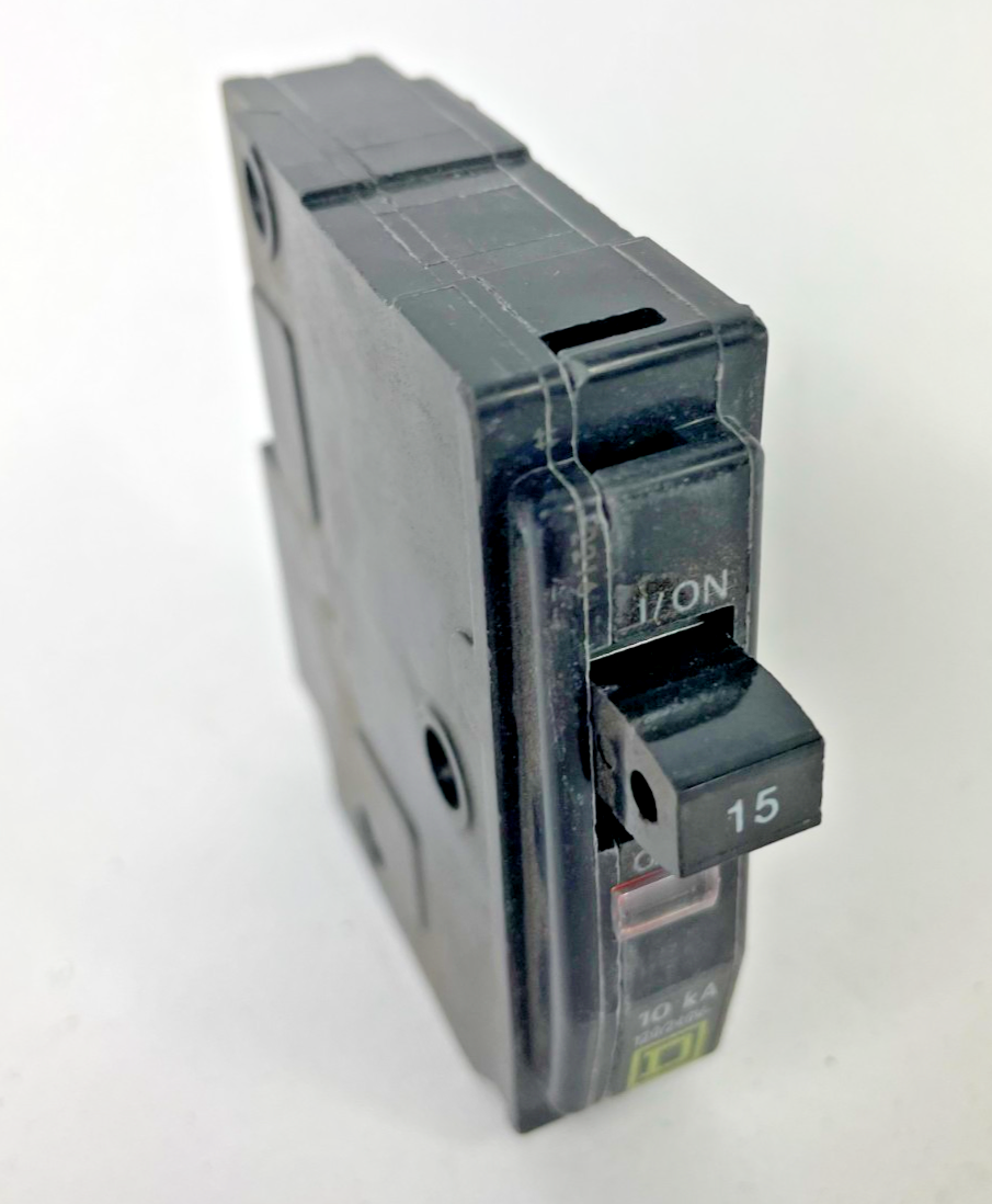 Square D QO115 15 Amp 1-Pole Plug-On Circuit Breaker 120/240V