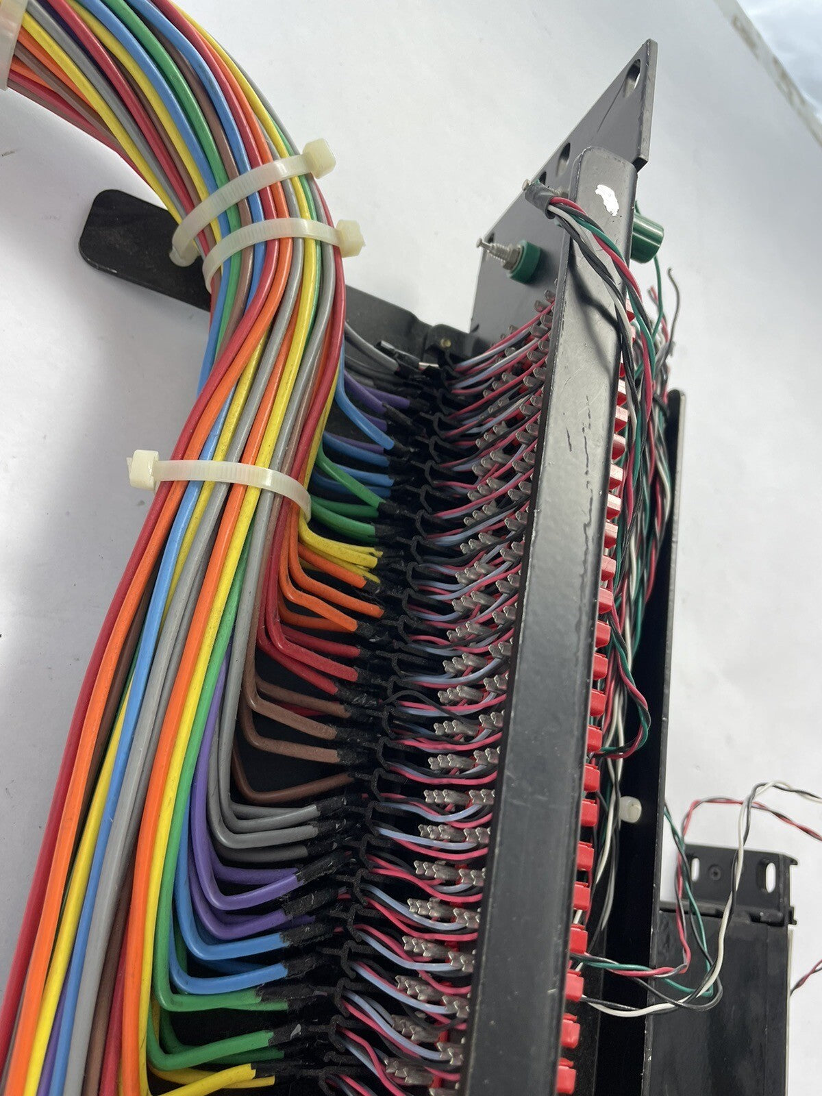 Bantam TT ADC 96 patchbay connected  to ADC UP-96NMKII  PPC RACKMOUNT Patchy PB9