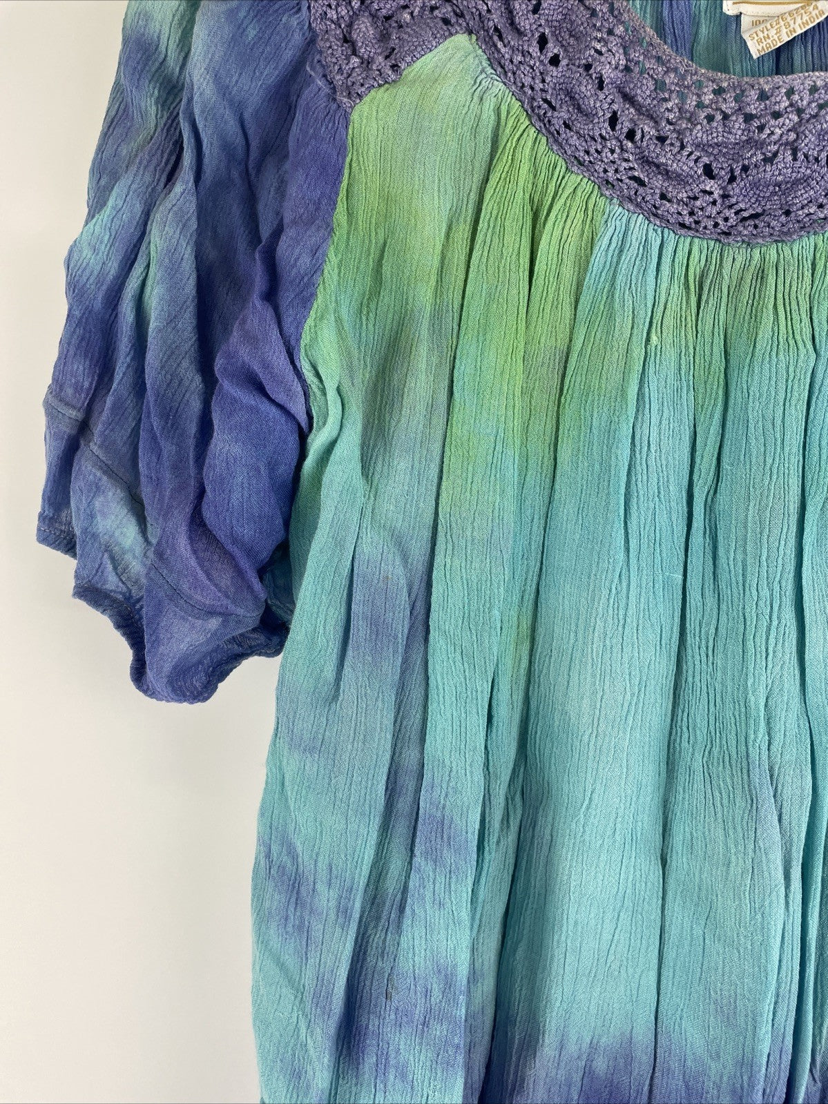 Roaman's Tops Women's Purple Green Tye-Dye Blouse top w Crochet Neckline Sz Med