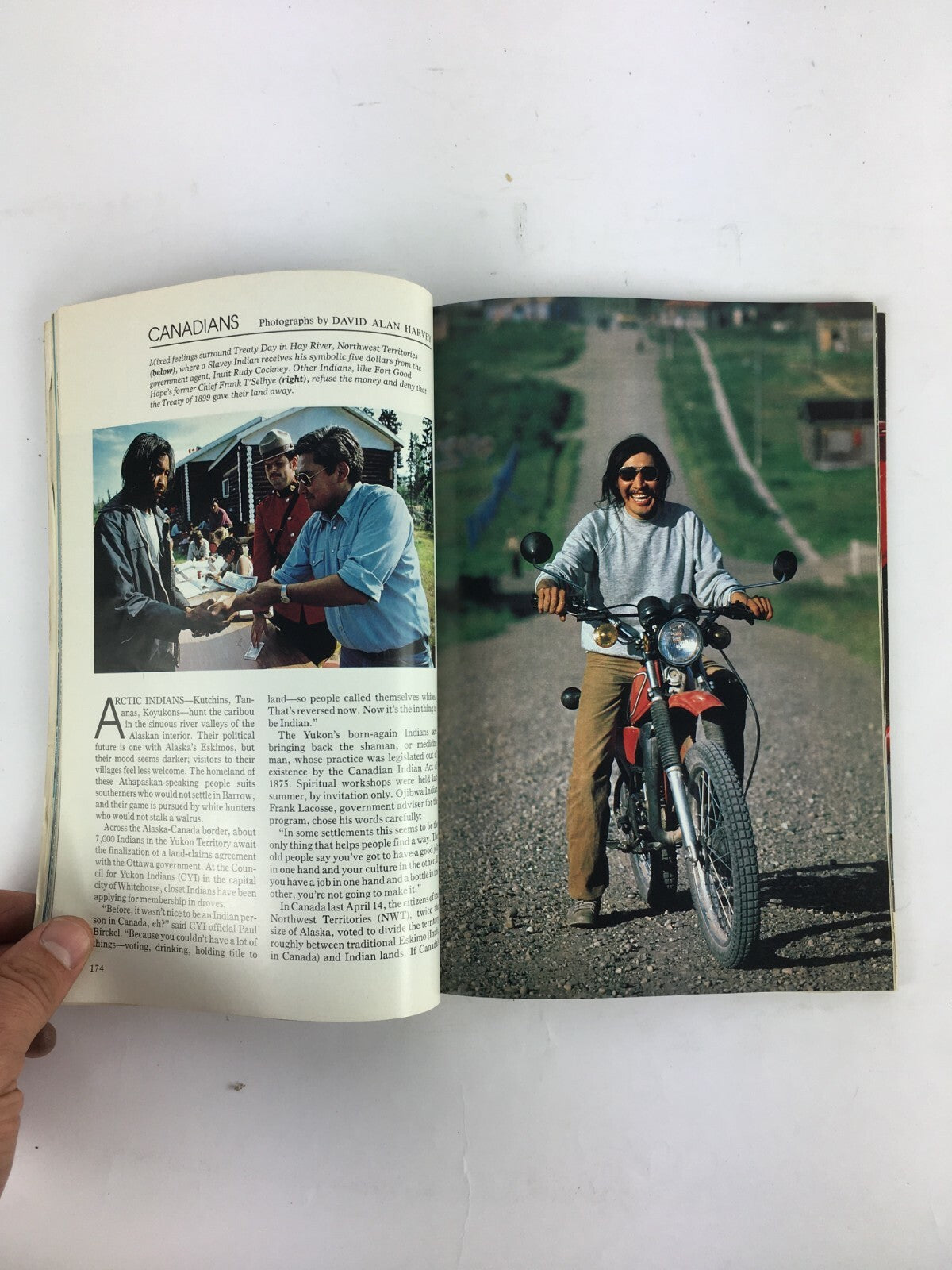 February 1983 National Geographic Magazine People of Artic Hungarys New Way