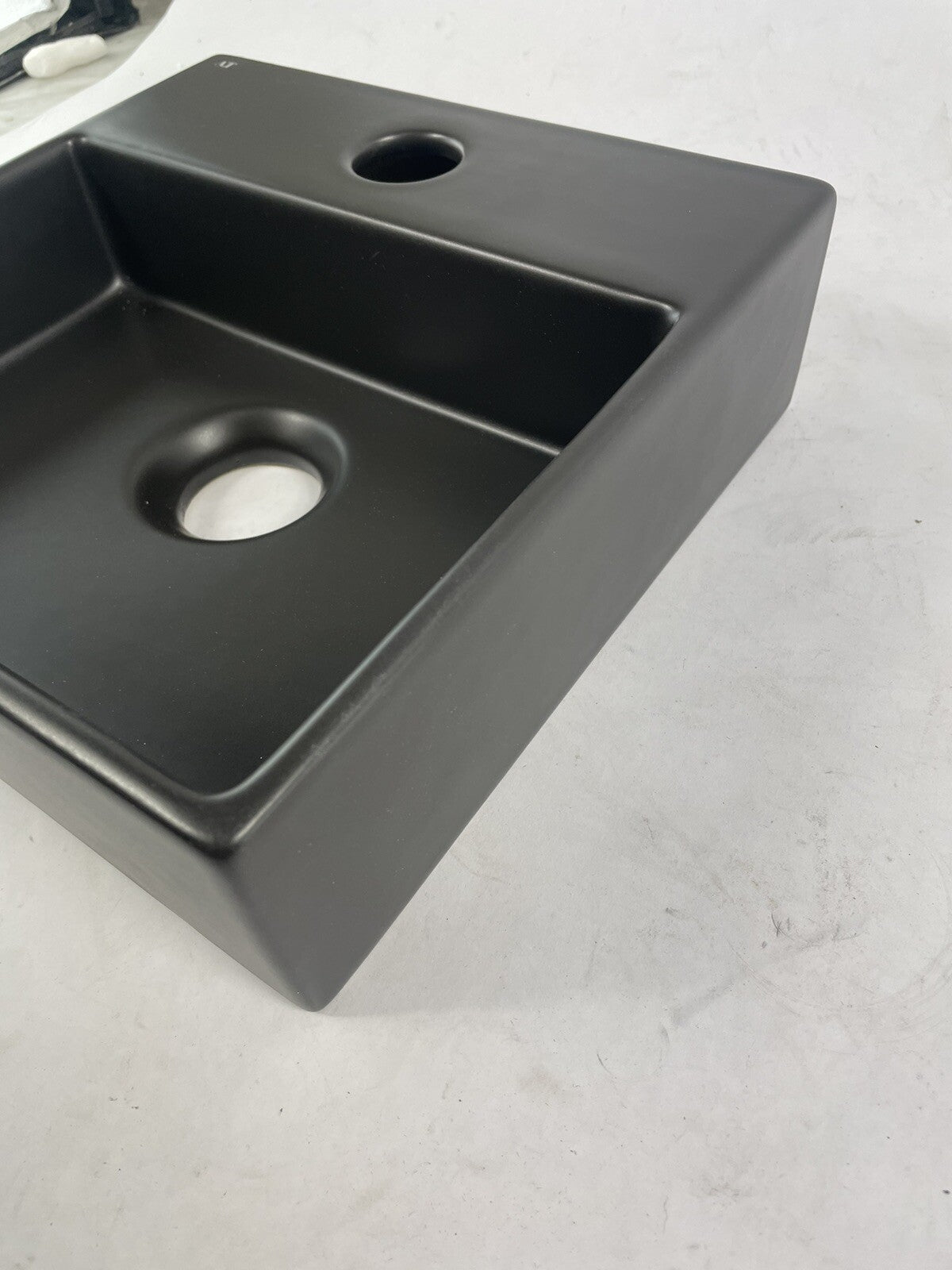 AeT Italia L318 black ceramic wall mounted hand wash basin bathroom sink