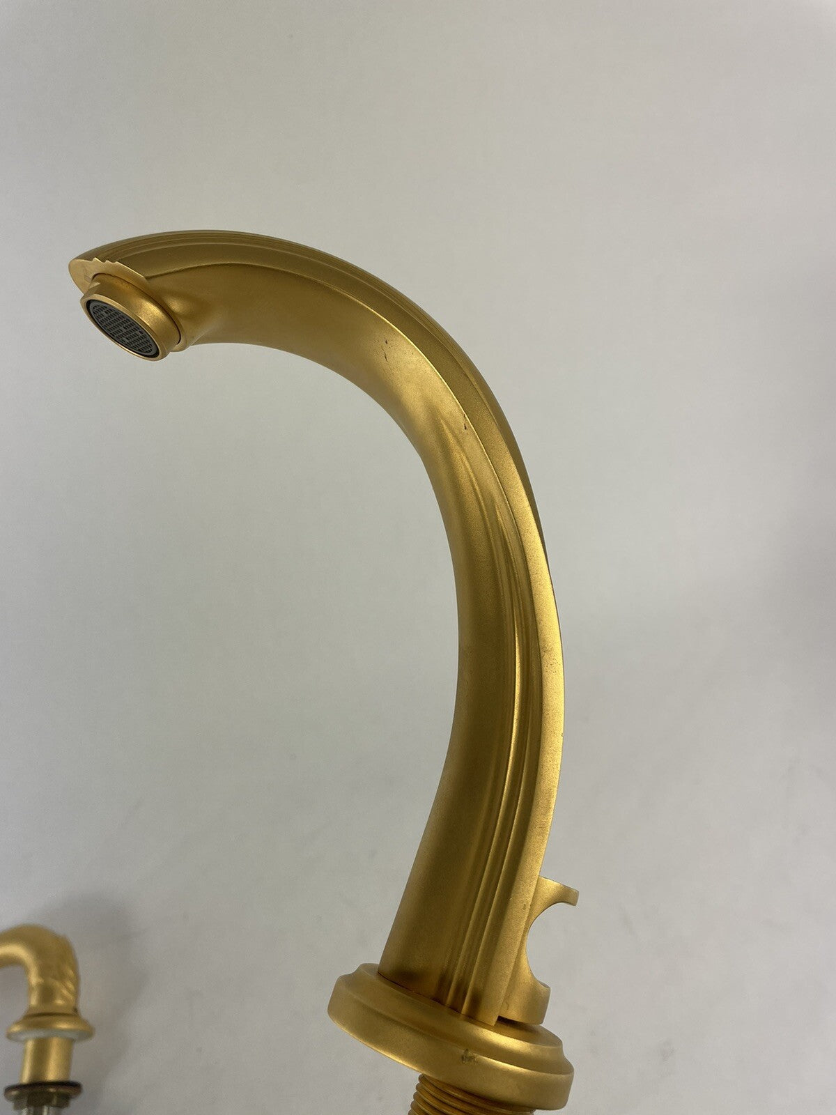 THG Paris GOLD Prestige bathroom fittings handle faucet Italian horns MSRP $3500