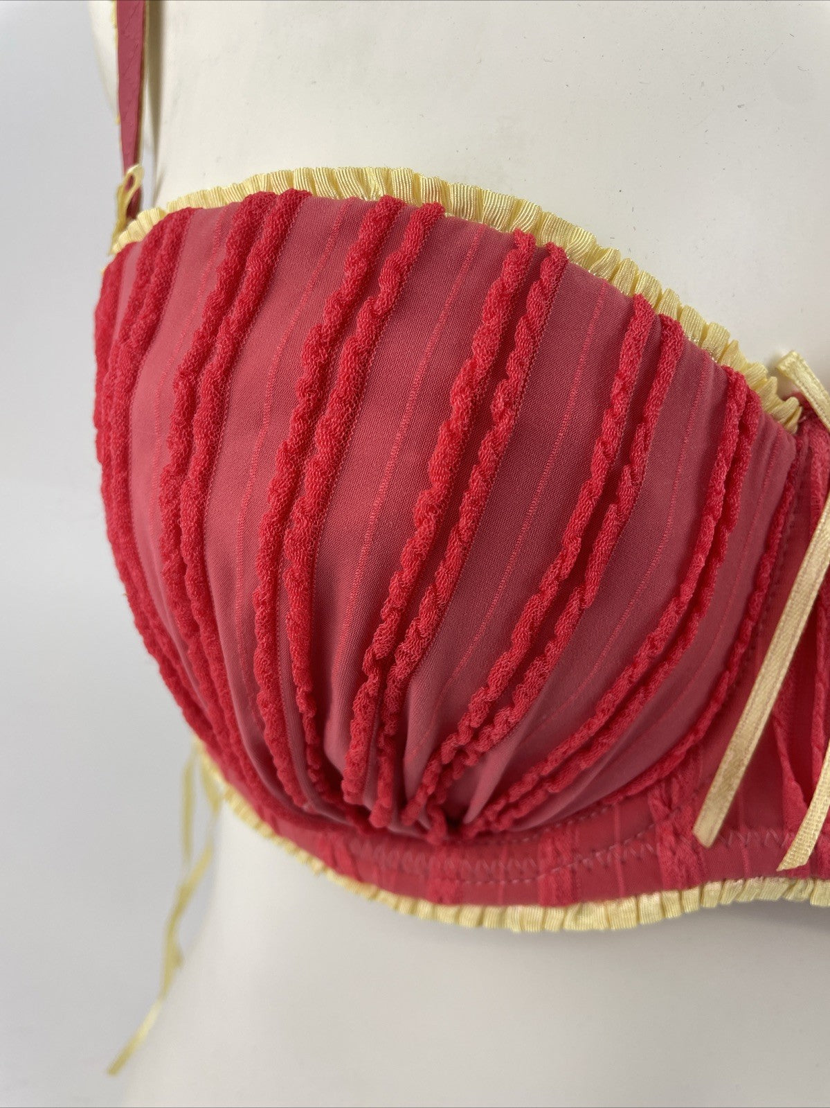 Fashion Forms Crushed Velvet Pink Designer Brassiere Bra Sz 34C  34 C