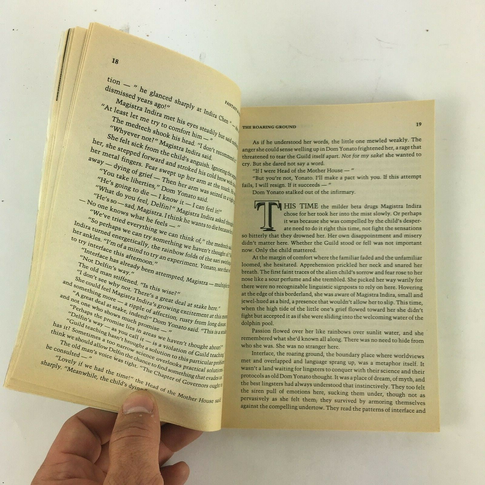 April Fantasy & Science Fiction Mike ResnickEsther M.Friesner NinaKiriki Hoffman
