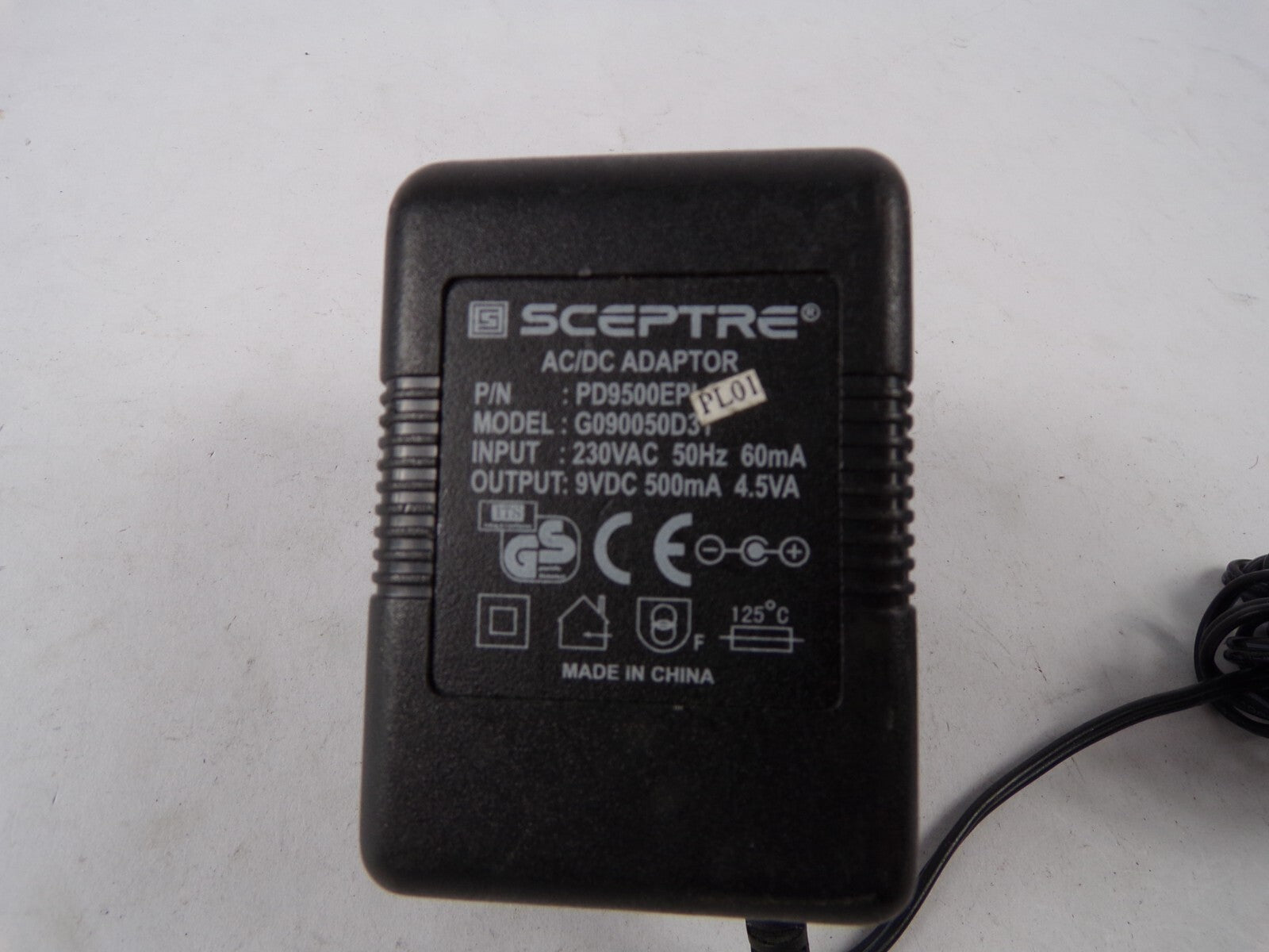 Genuine Sceptre G090050D31 Output 9 V 500mA Power Supply Adapter A55