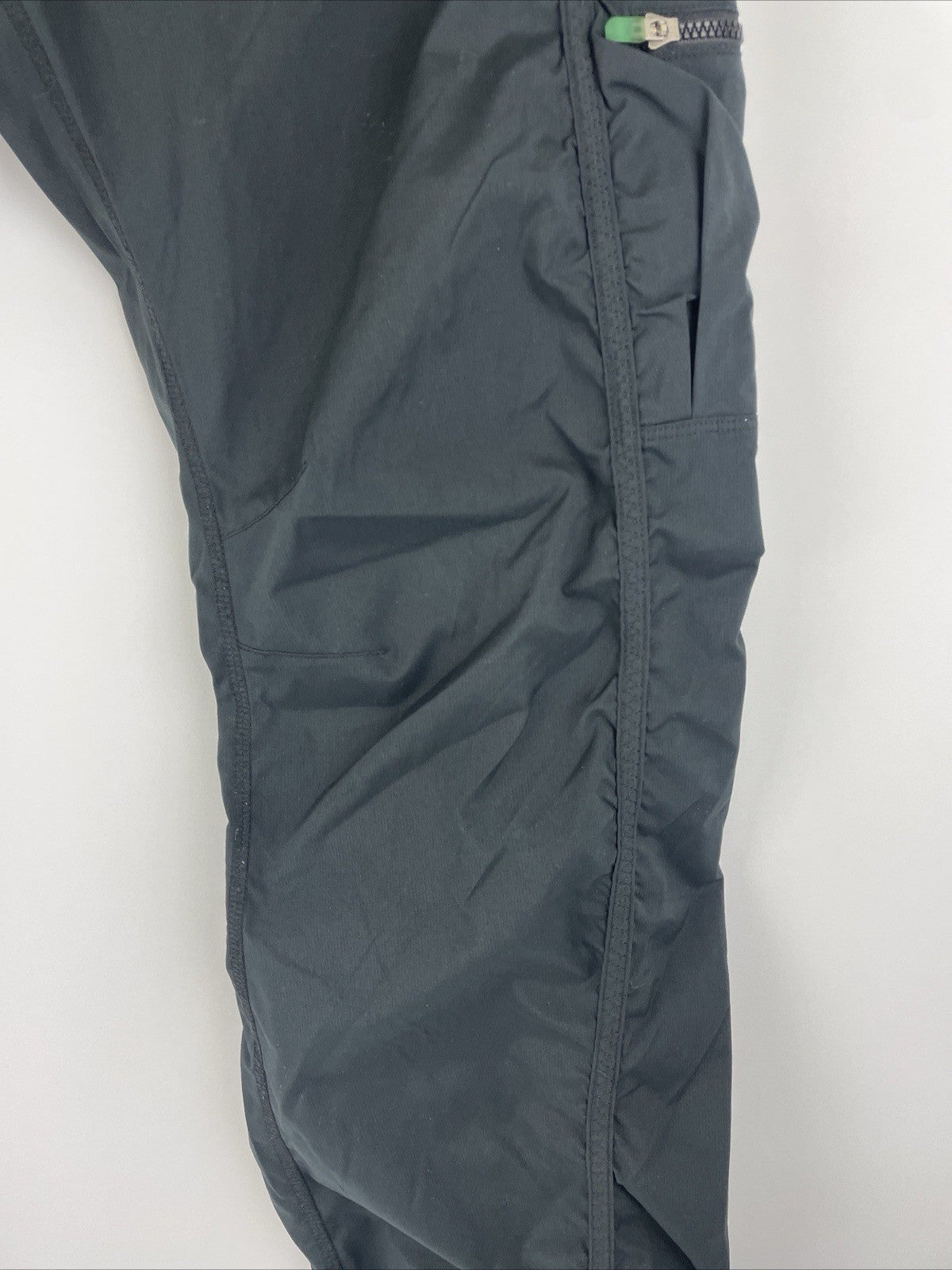 Lululemon Dance Studio Cargo Pant Women's Sz 4 Relaxed Fit Black Athleisure Y2K