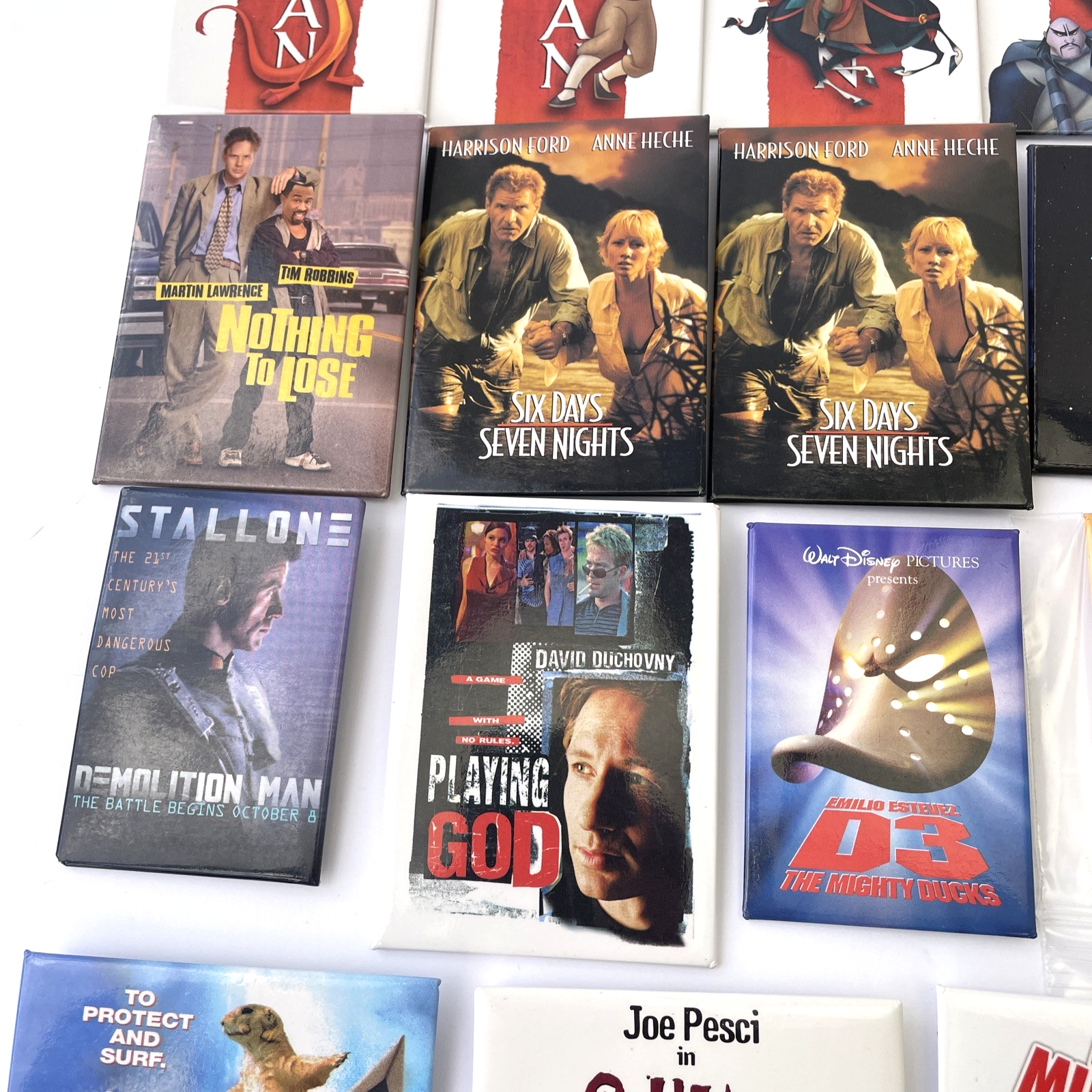 VINTAGE MOVIE PROMO BUTTON LOT of 52 PROMOTIONAL PIN BACK TV FILM Hollywood Swag