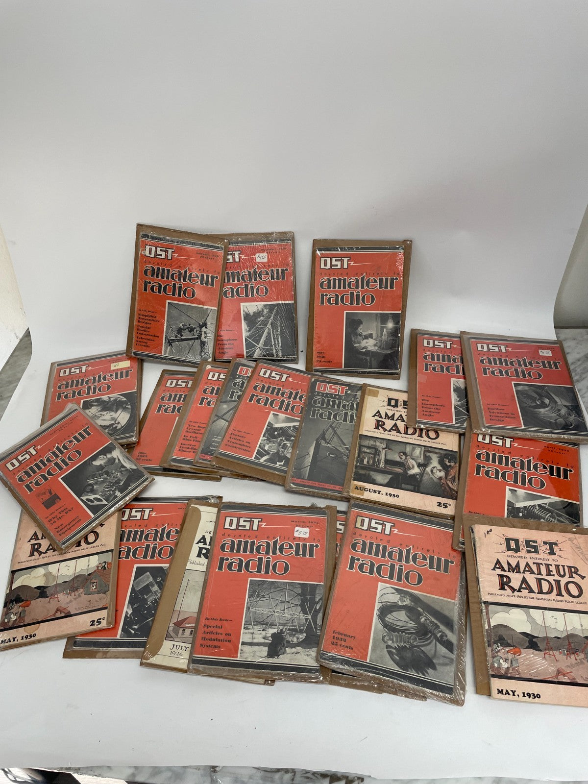 Lot of 122 Vintage QST Amateur Radio Magazines 1920s-1930s Ham Radio Collection