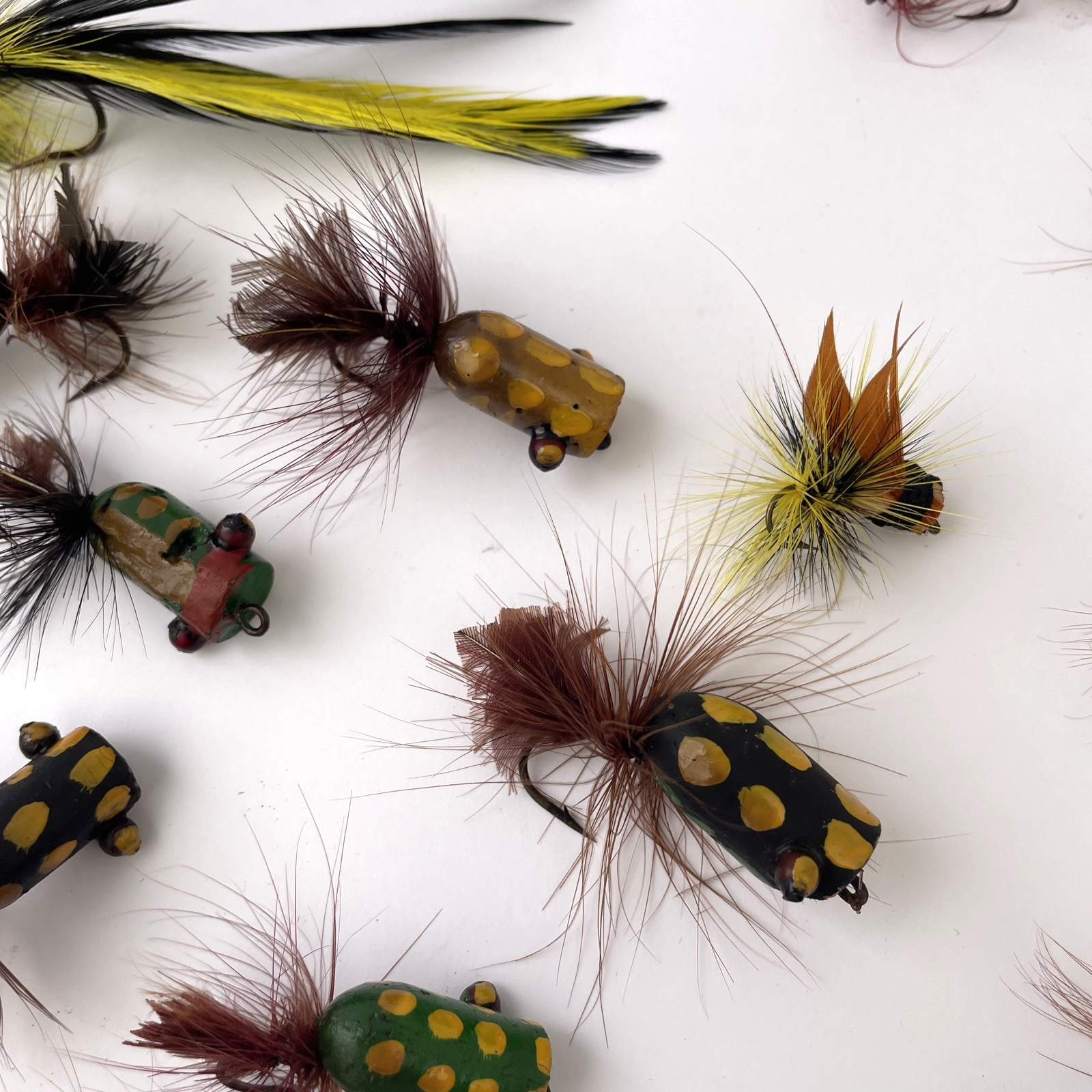 Vintage Lot Wooden Top Water Fishing Lures Flies Fly Fishing Folk Art Hand Made